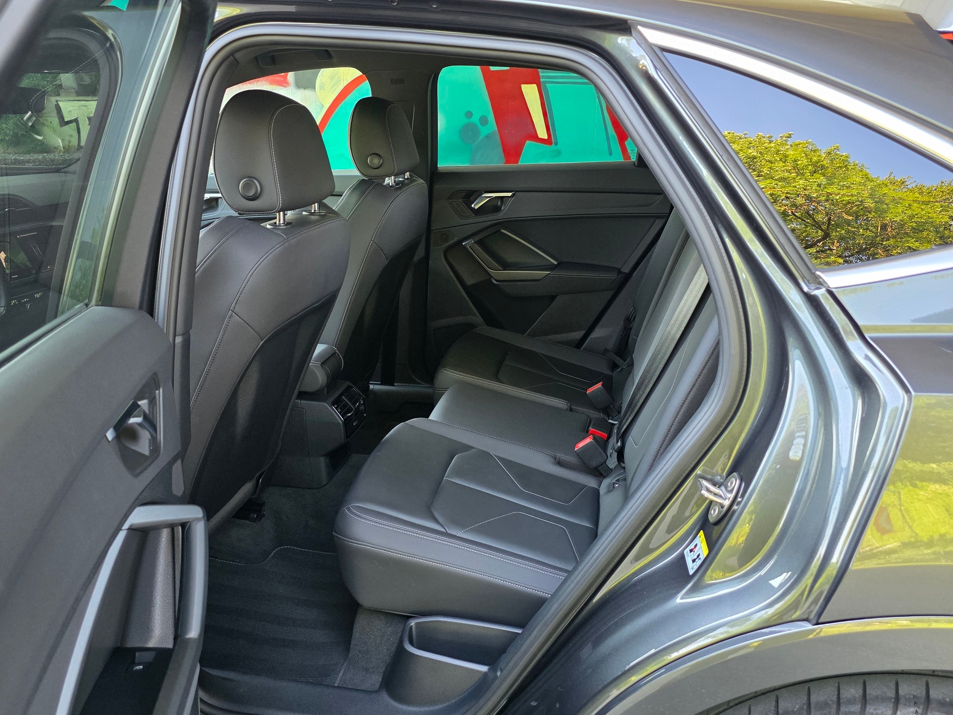 AUDI Q3 Sportback 35 TFSI S line Attraction S-tronic-image-9