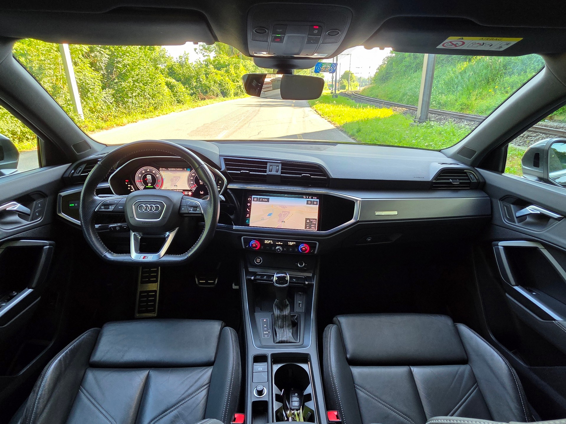 AUDI Q3 Sportback 35 TFSI S line Attraction S-tronic-image-11