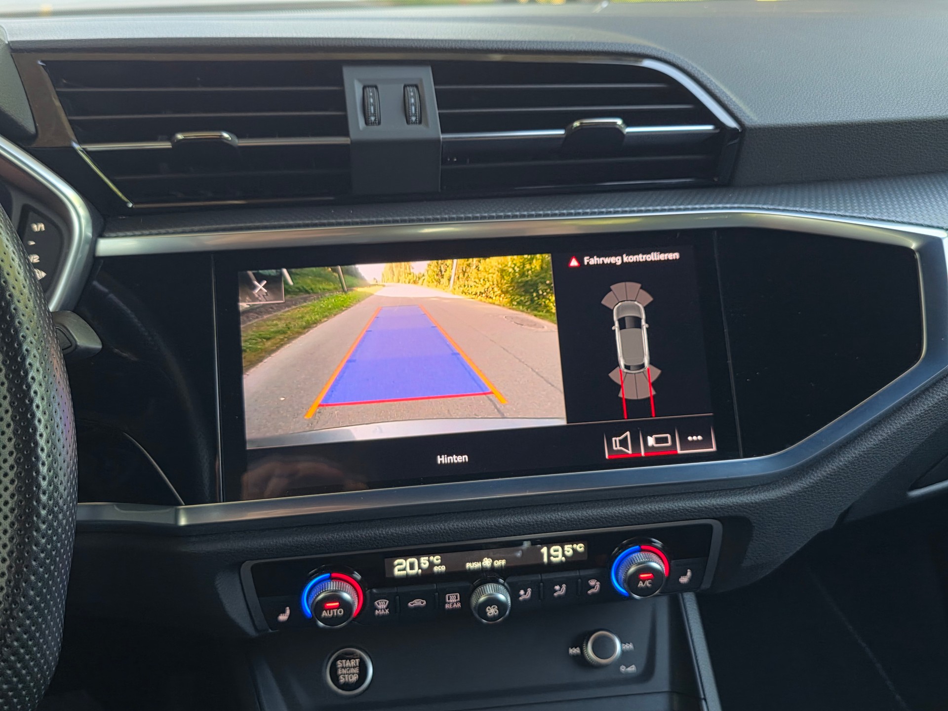 AUDI Q3 Sportback 35 TFSI S line Attraction S-tronic-image-14