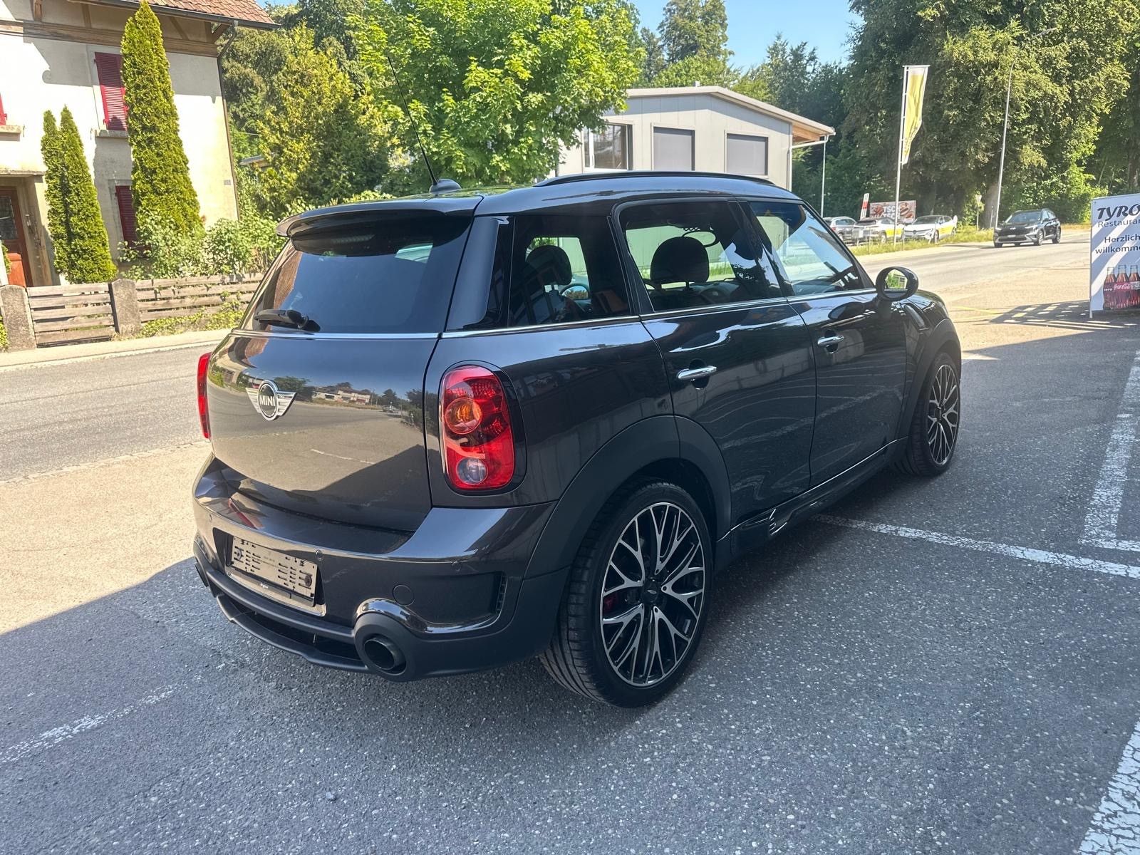 MINI Countryman John Cooper Works ALL4-image-2