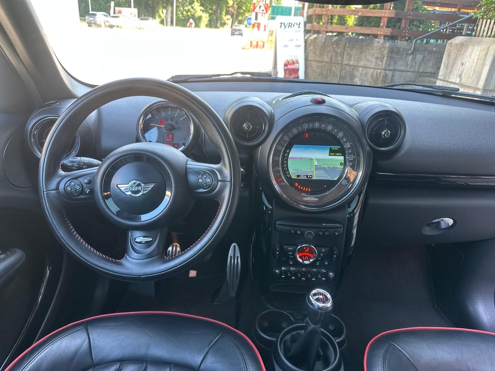 MINI Countryman John Cooper Works ALL4-image-8