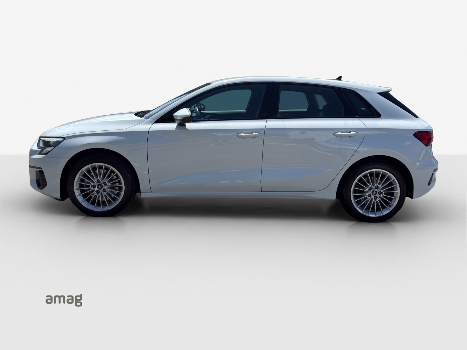 AUDI A3 Sportback 40 TFSI advanced quattro S-tronic-image-1