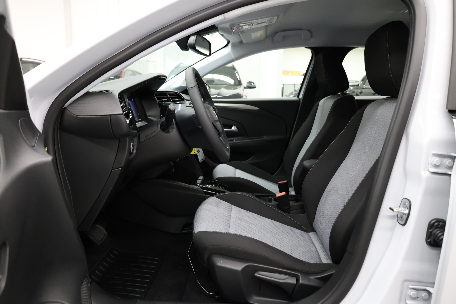 OPEL Corsa-e Edition-image-13