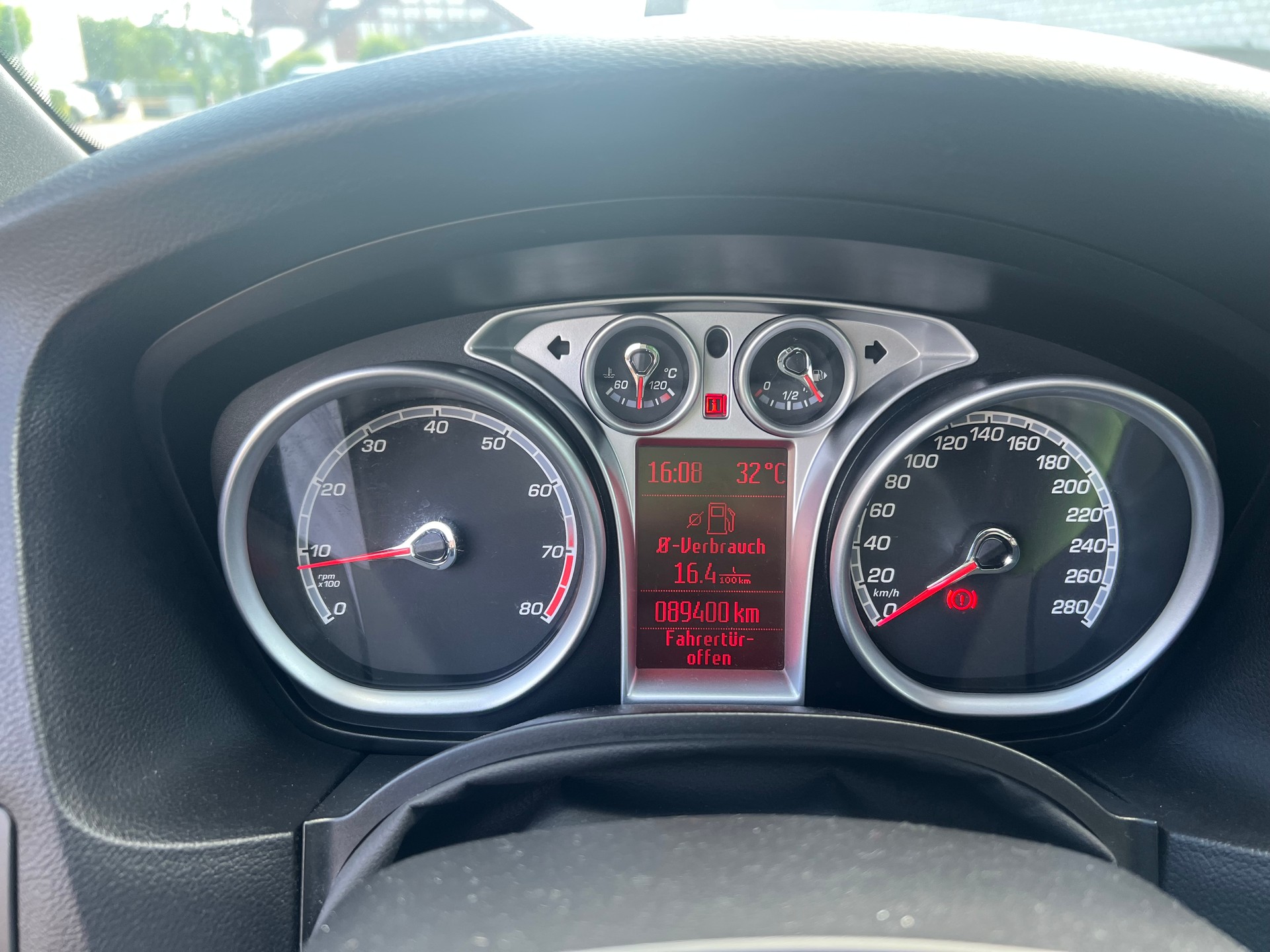 FORD Focus 2.5 Turbo RS-image-25