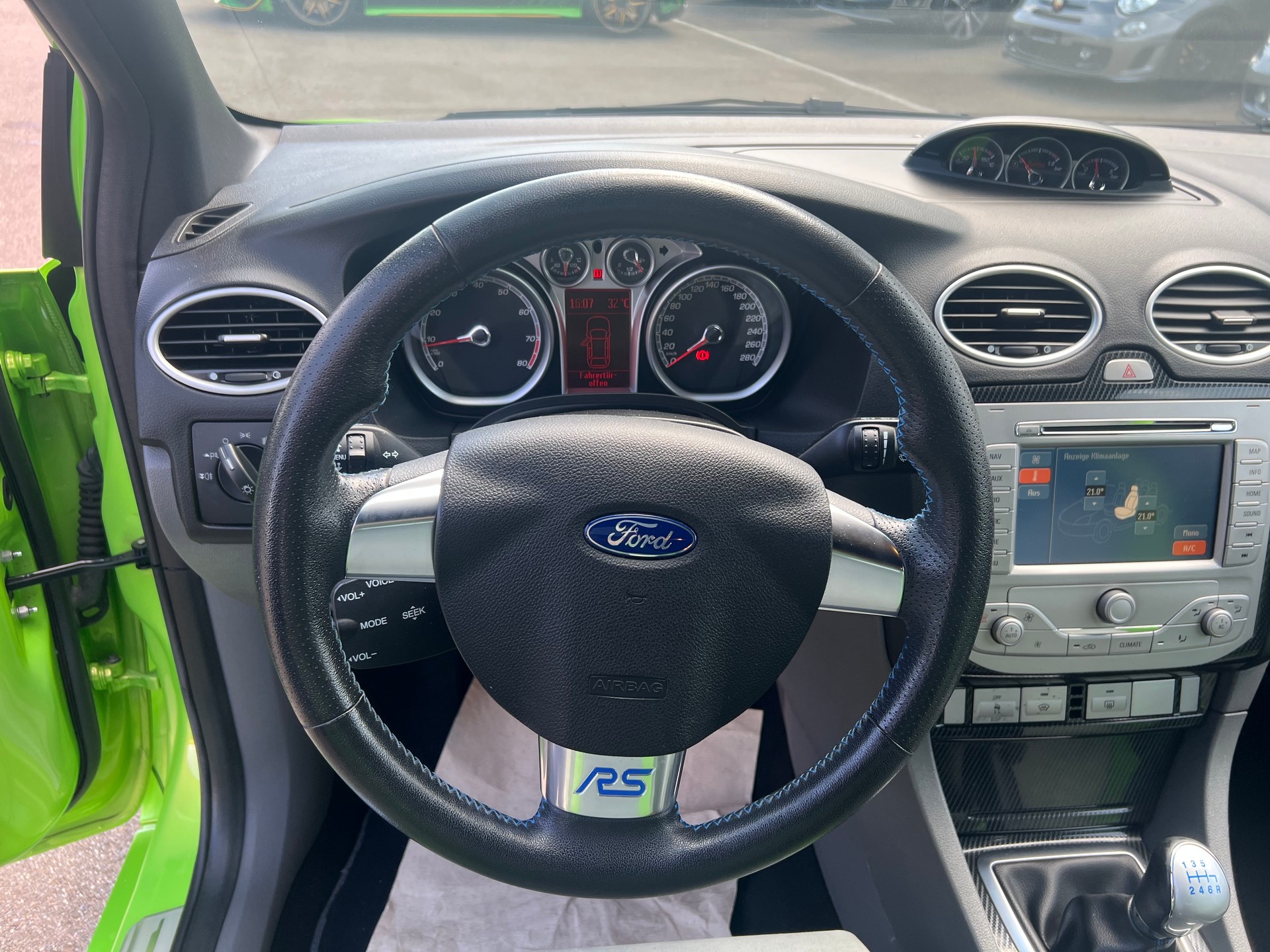 FORD Focus 2.5 Turbo RS-image-21