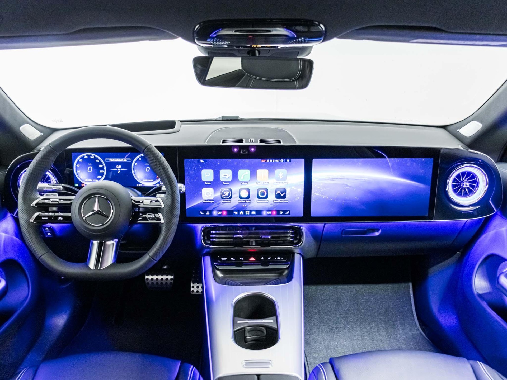 MERCEDES-BENZ CLA 220 4MATIC SB-image-11