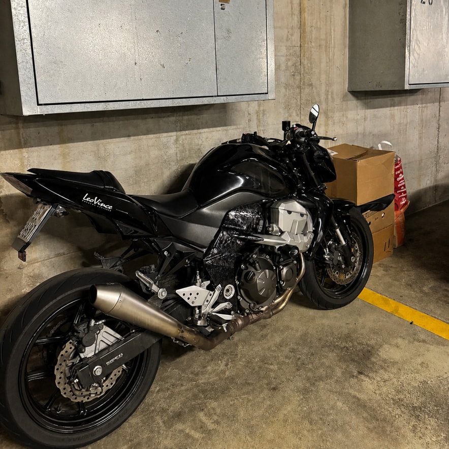 KAWASAKI Z 750