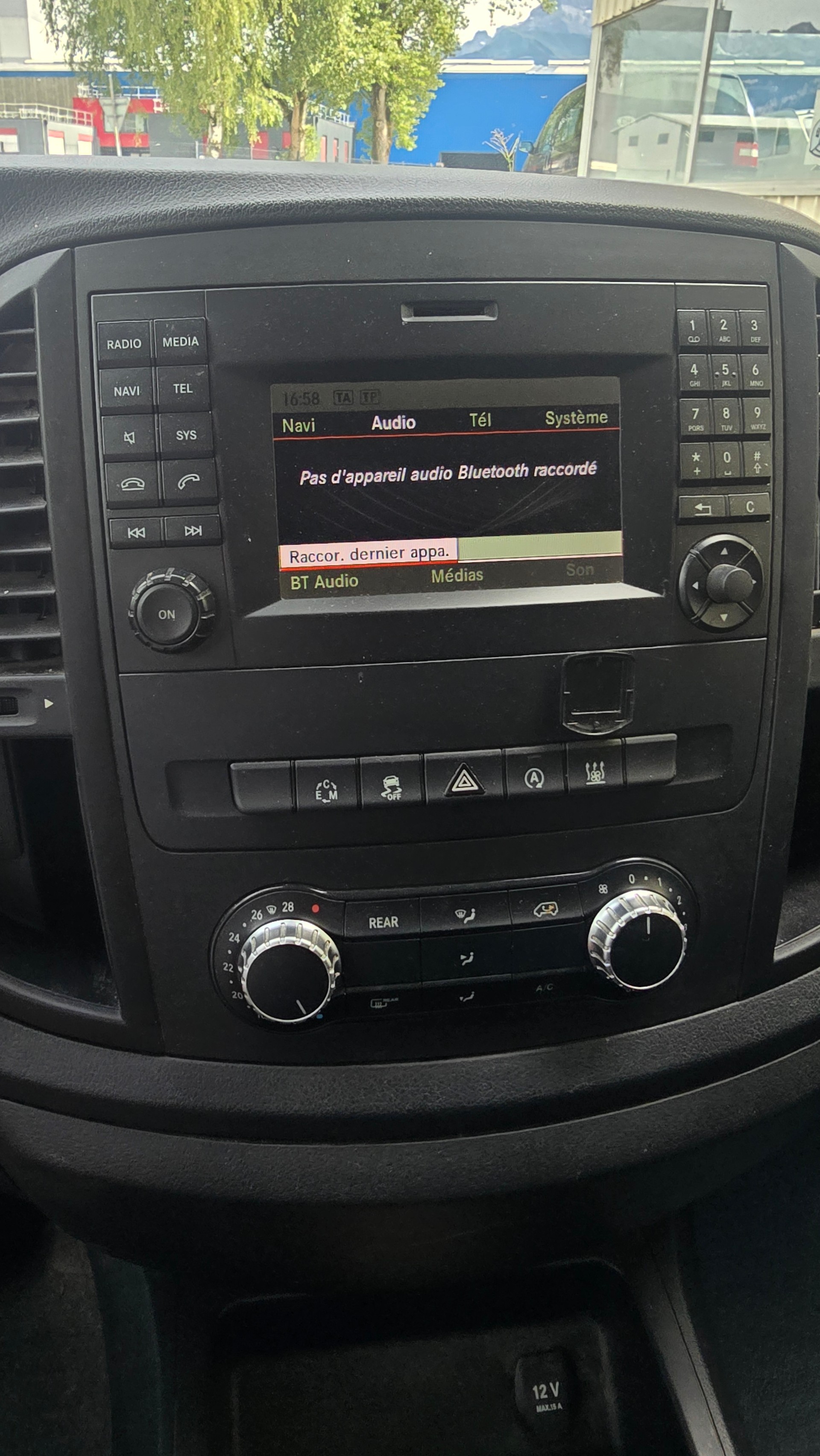 MERCEDES-BENZ Vito 119 BlueTEC Tourer Base L 4Matic 7G-Tronic-image-11
