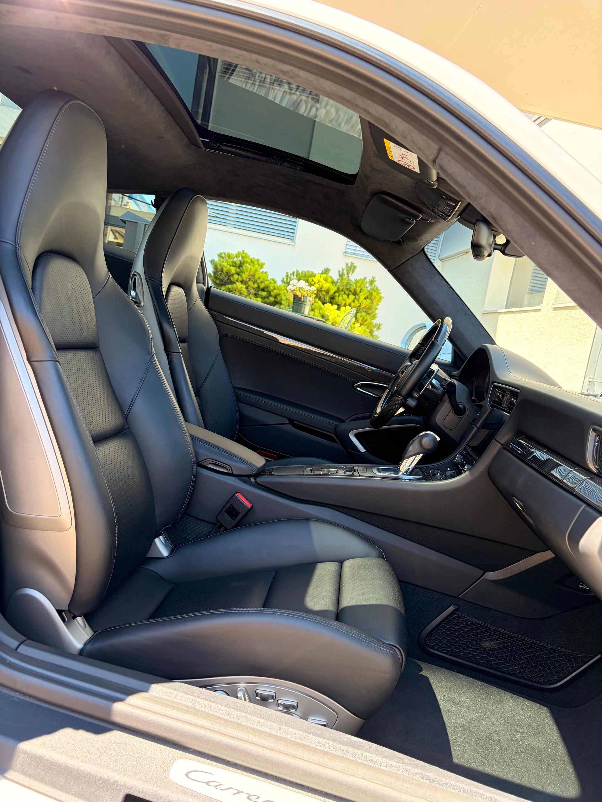 PORSCHE 911 Carrera 4 GTS PDK-image-5