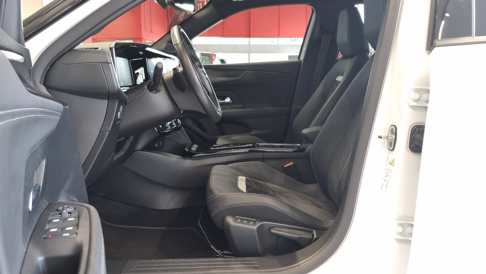 OPEL Mokka 1.2 T 130 GS-image-12