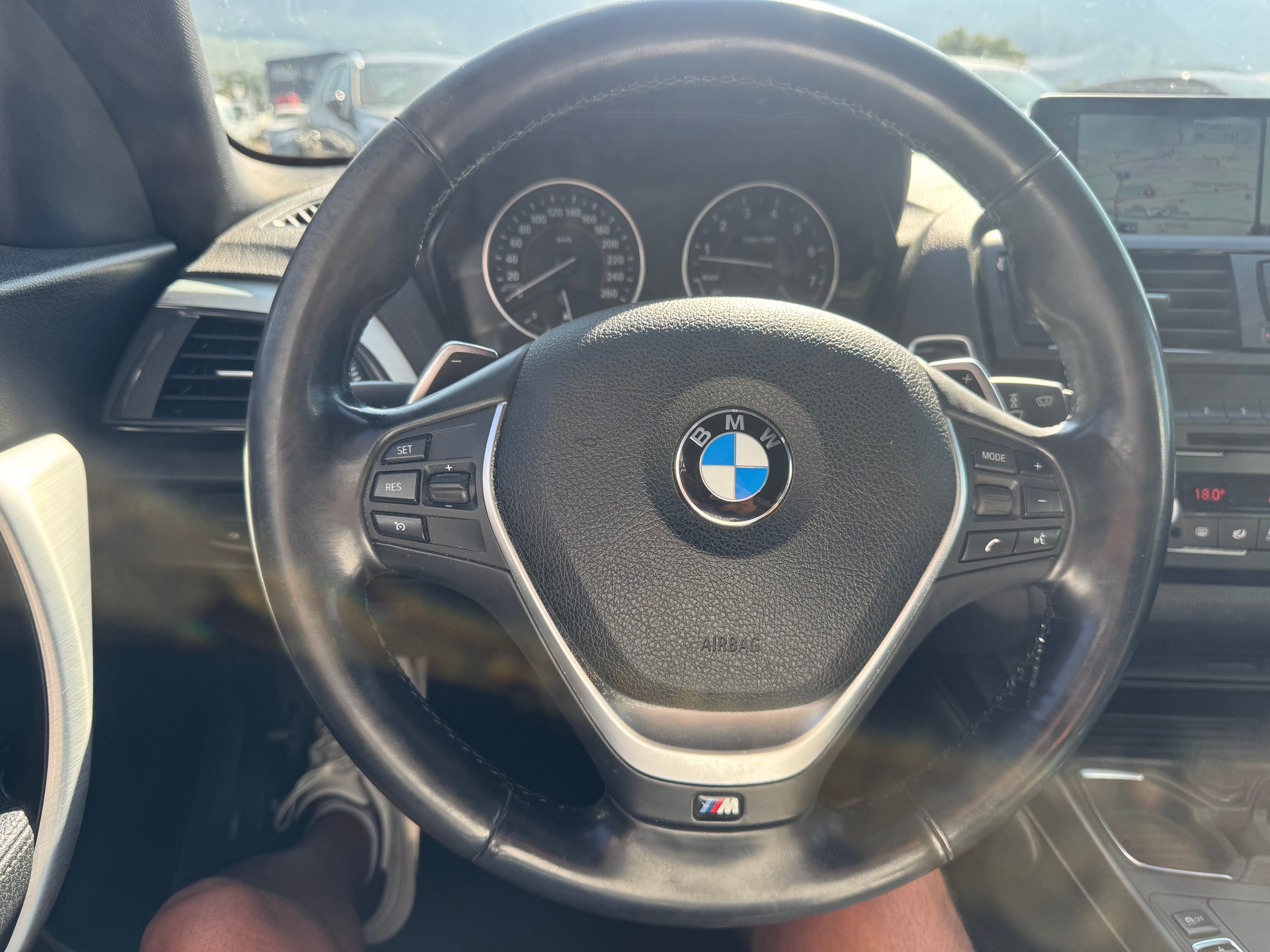 BMW M135i xDrive Steptronic-image-16