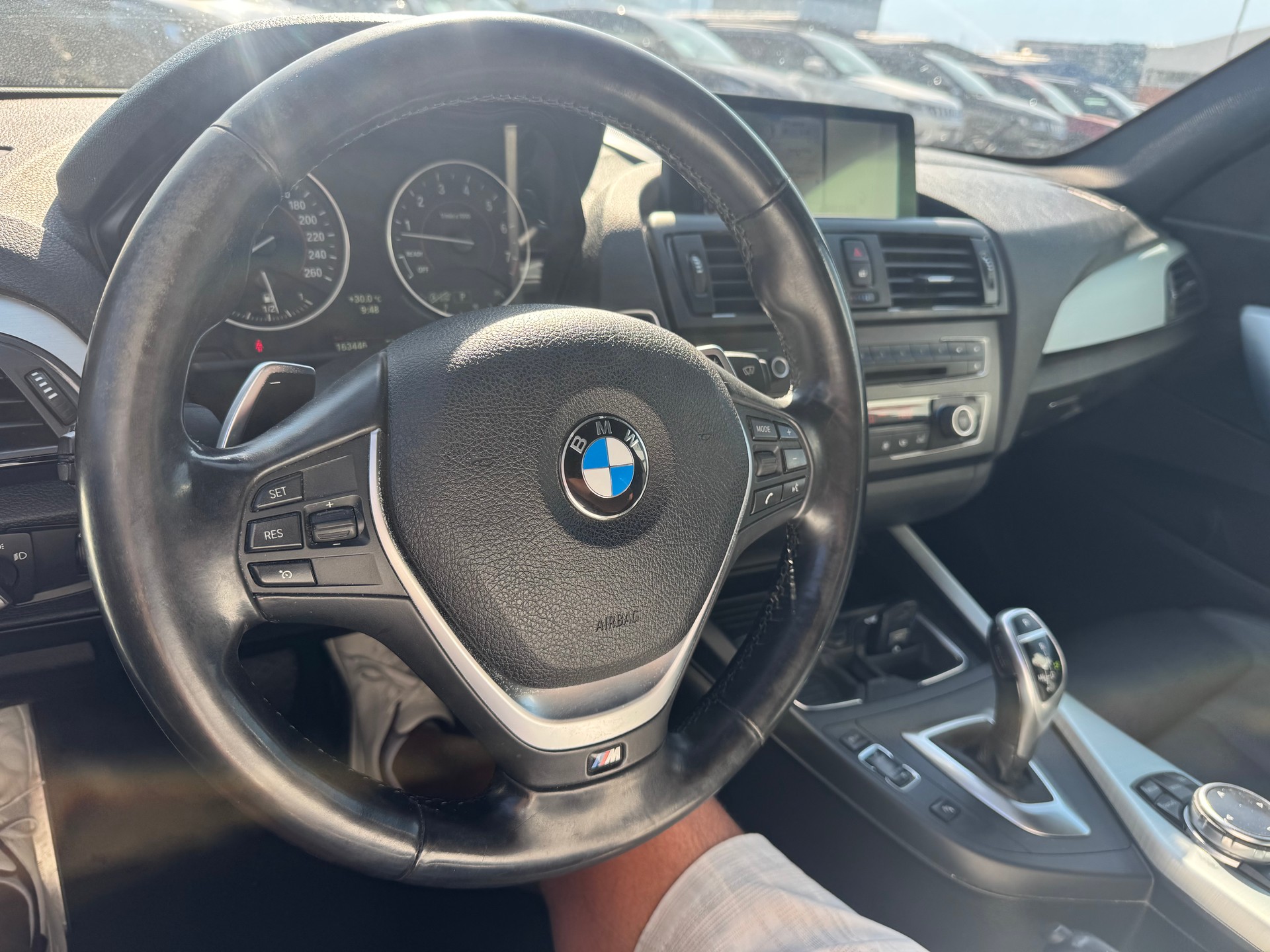 BMW M135i xDrive Steptronic-image-27