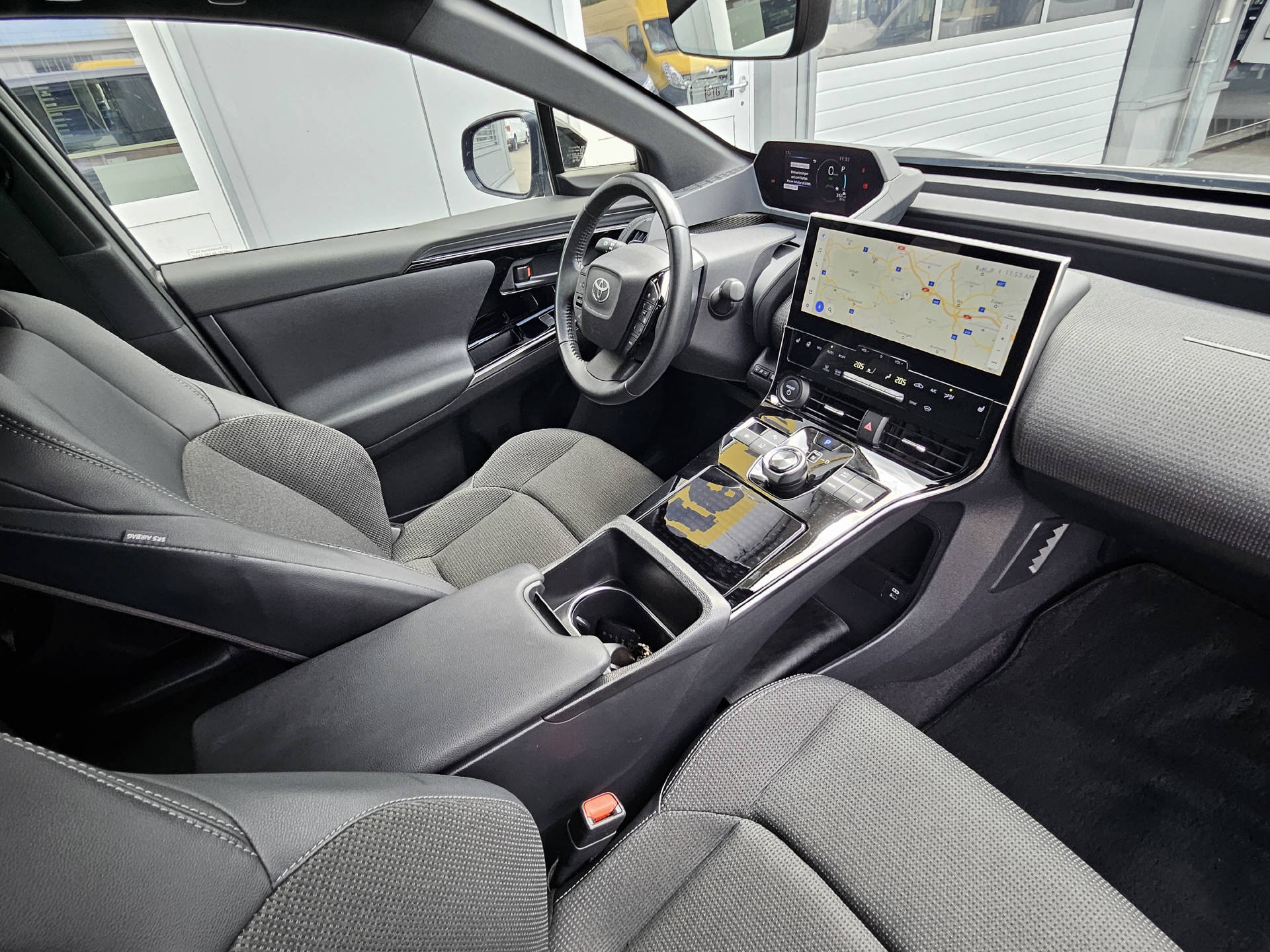 TOYOTA bZ4X Style * Garantie 10 Jahre/ 185'000 km * Rückfahrkamera * Navi * ACC *-image-24