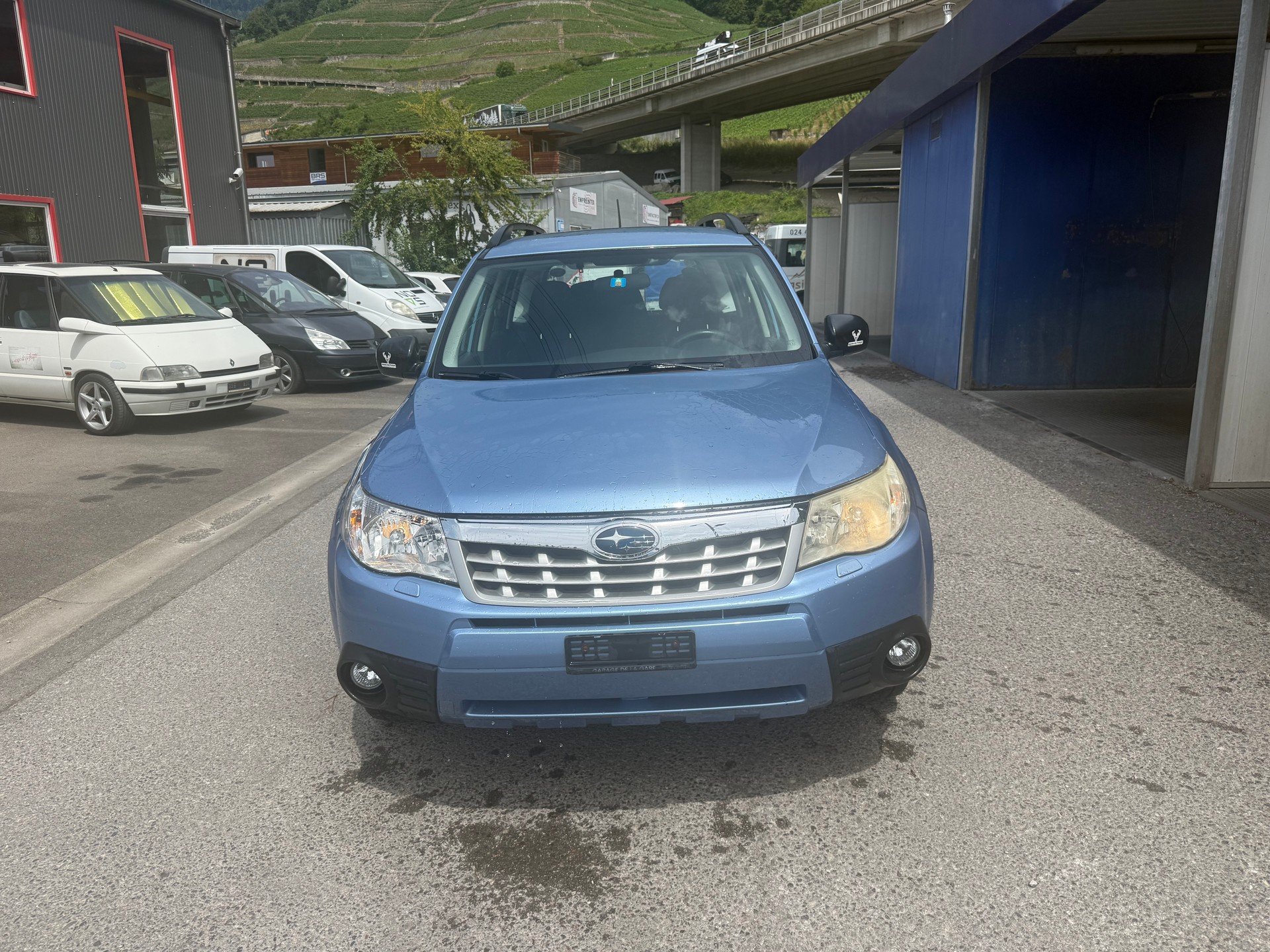 SUBARU Forester 2.0X Advantage-image-1