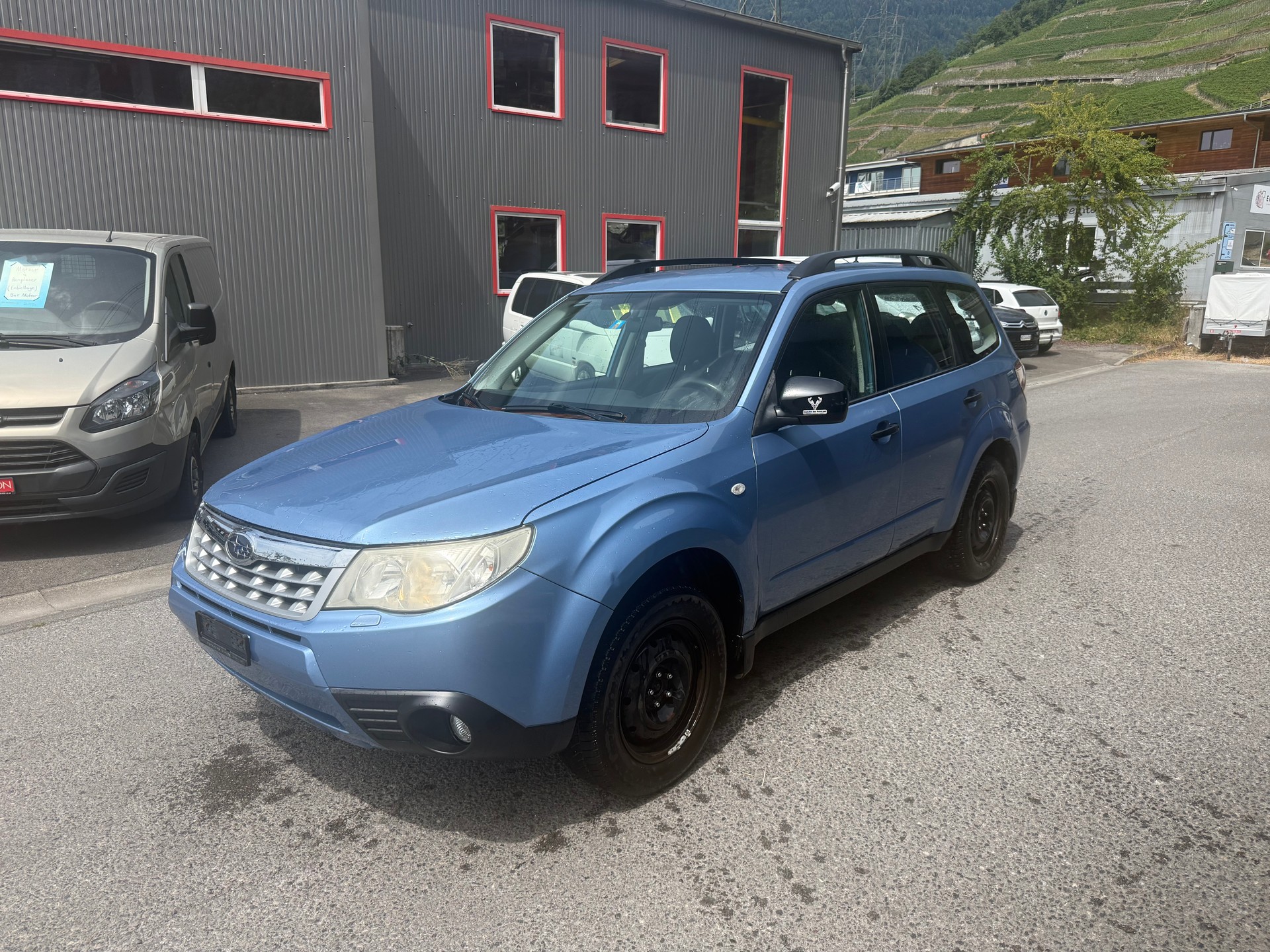 SUBARU Forester 2.0X Advantage-image-0