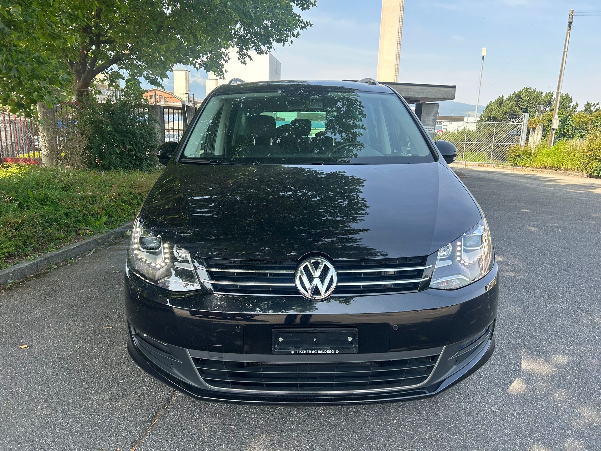 VW Sharan 1.4 TSI BMT Comfortline DSG-image-0