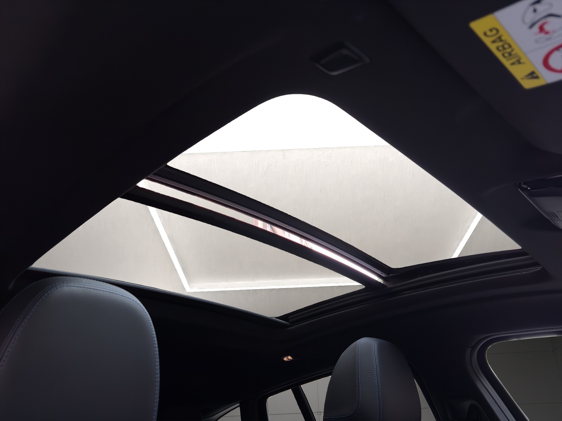 BMW X4 xDrive 48V 20i M Sport Steptronic-image-14