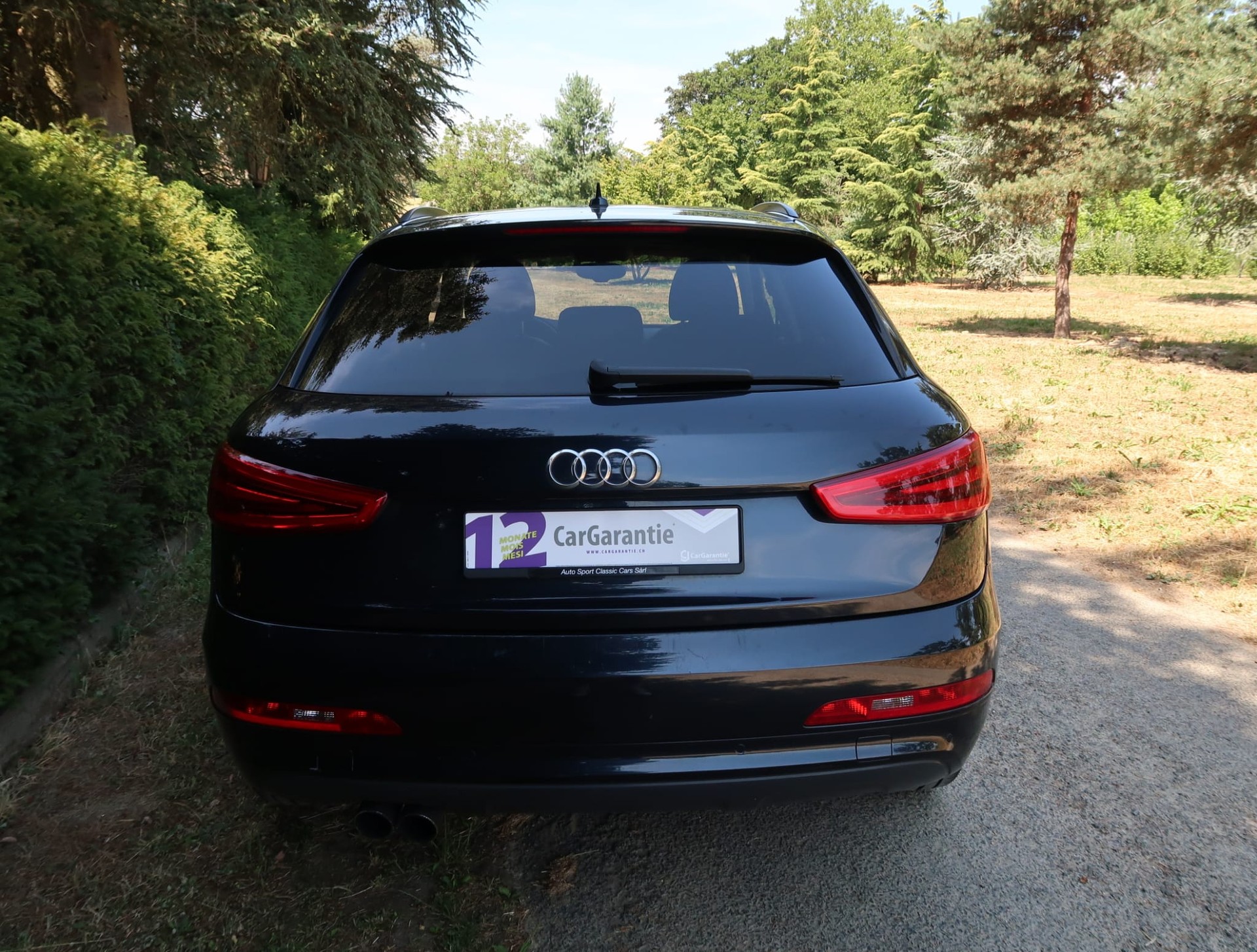 AUDI Q3 2.0 TFSI quattro S-tronic-image-5