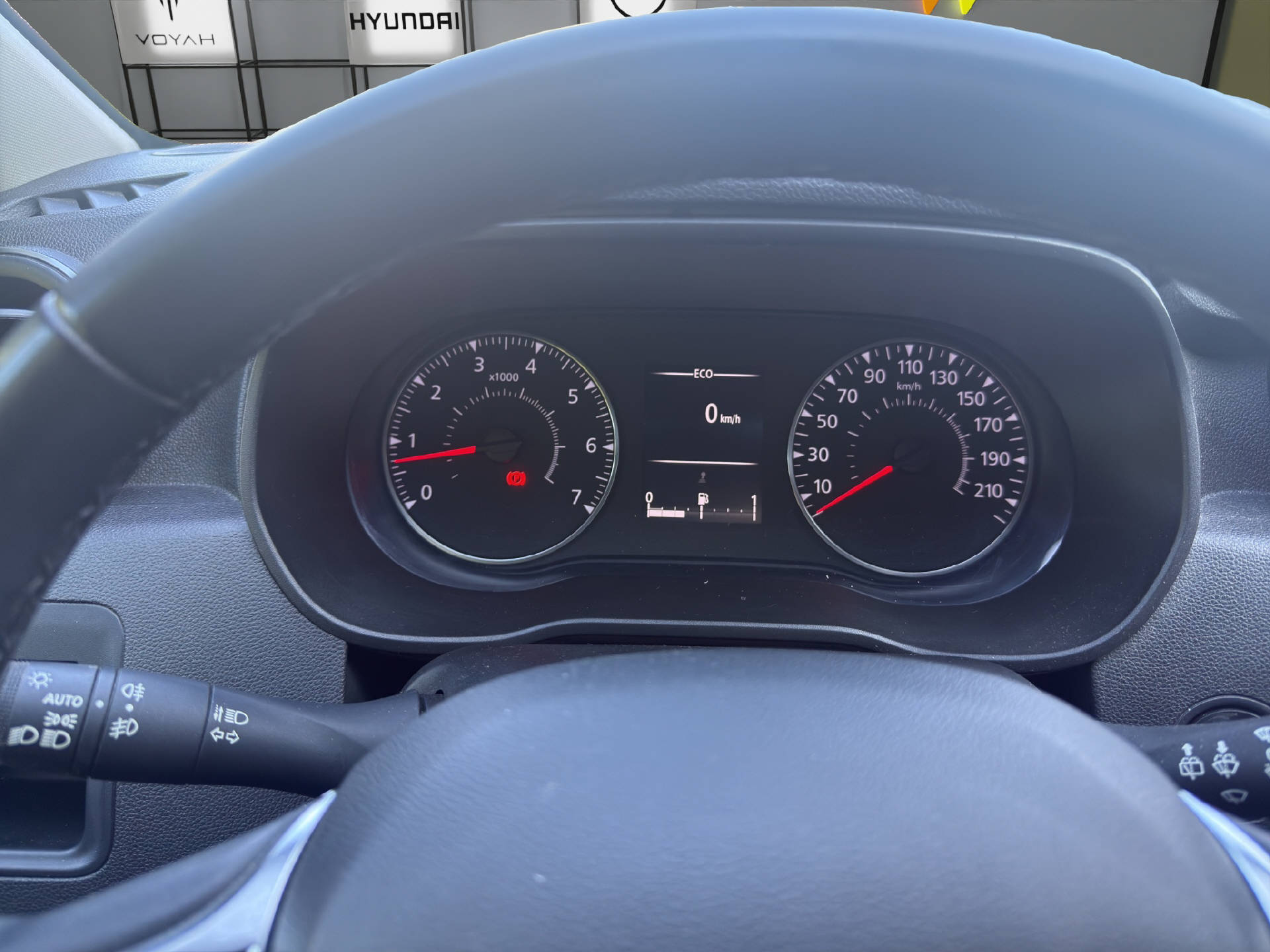 DACIA Duster 1.6 Ultimate 4WD-image-12