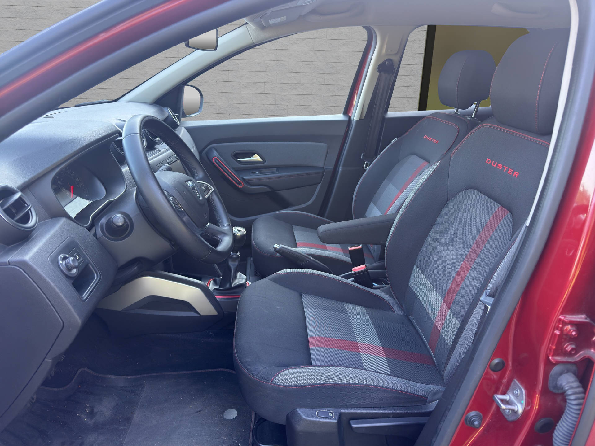 DACIA Duster 1.6 Ultimate 4WD-image-8