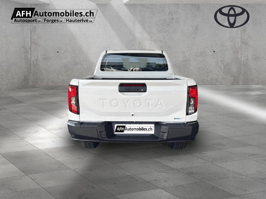 TOYOTA Hilux Double Cab.-pick-up 59KWh Comfort-image-3