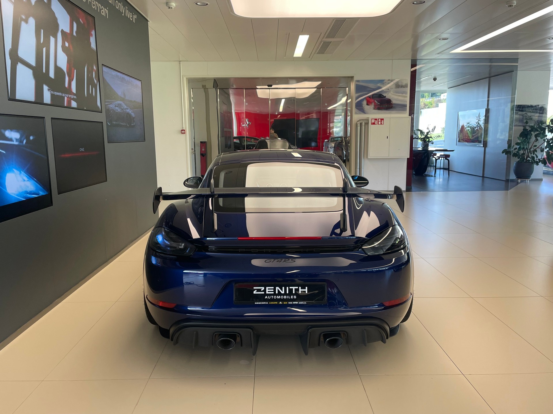PORSCHE 718 Cayman GT4 RS PDK-image-5
