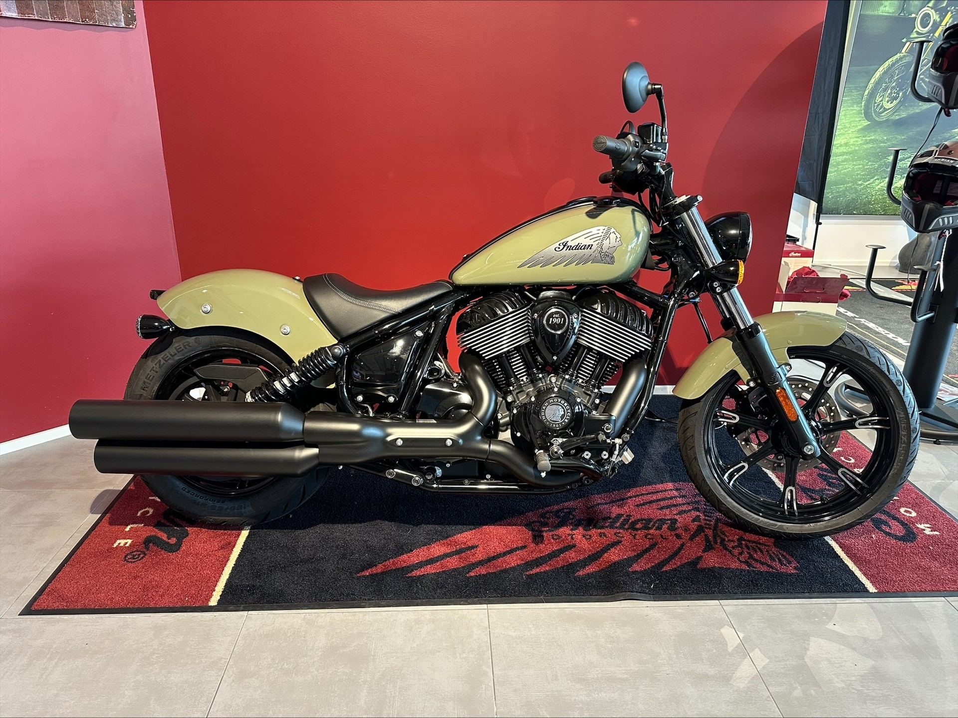 INDIAN Chief Dark Horse
