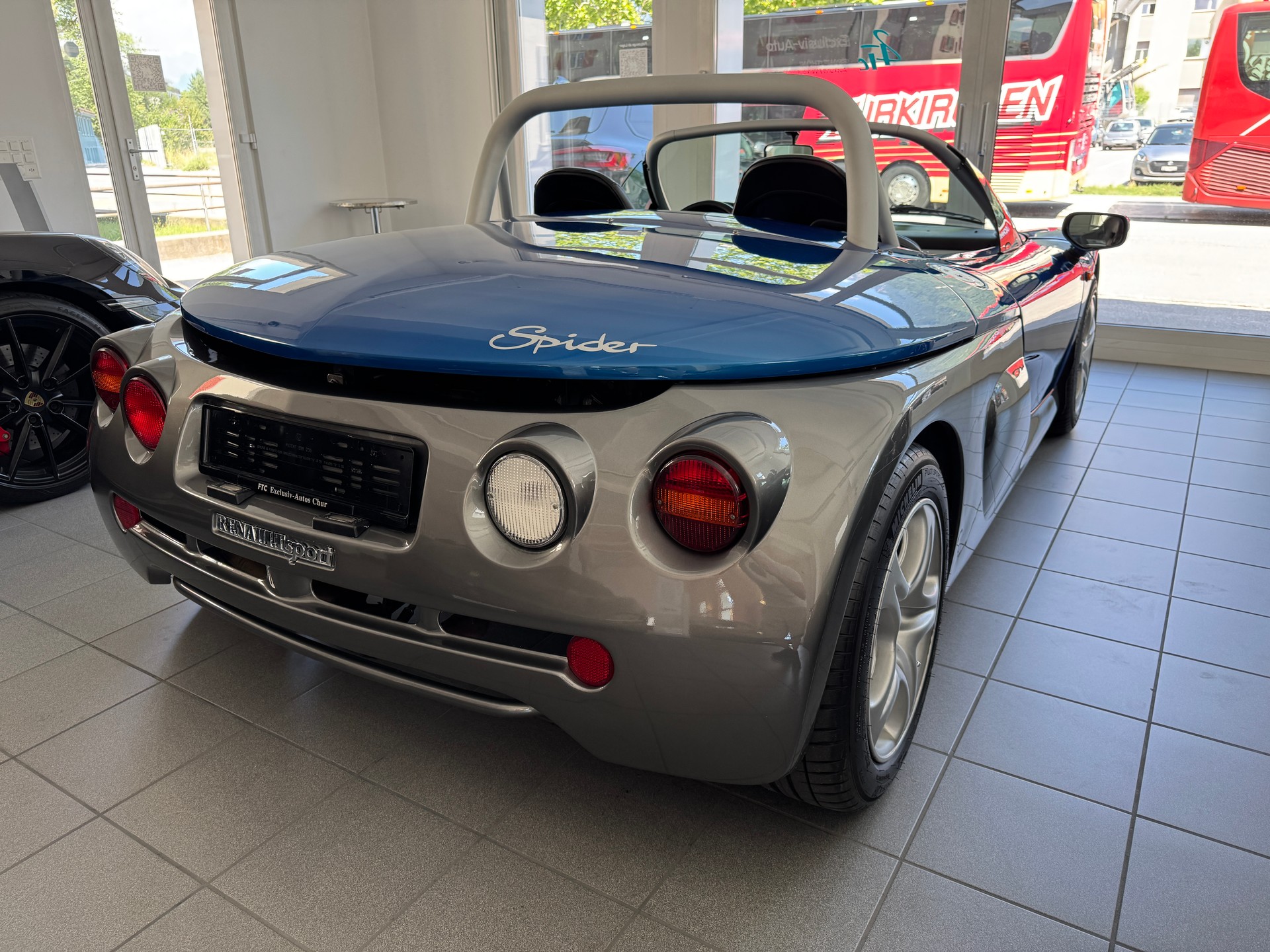 RENAULT Spider 2.0 16V pare-brise-image-5