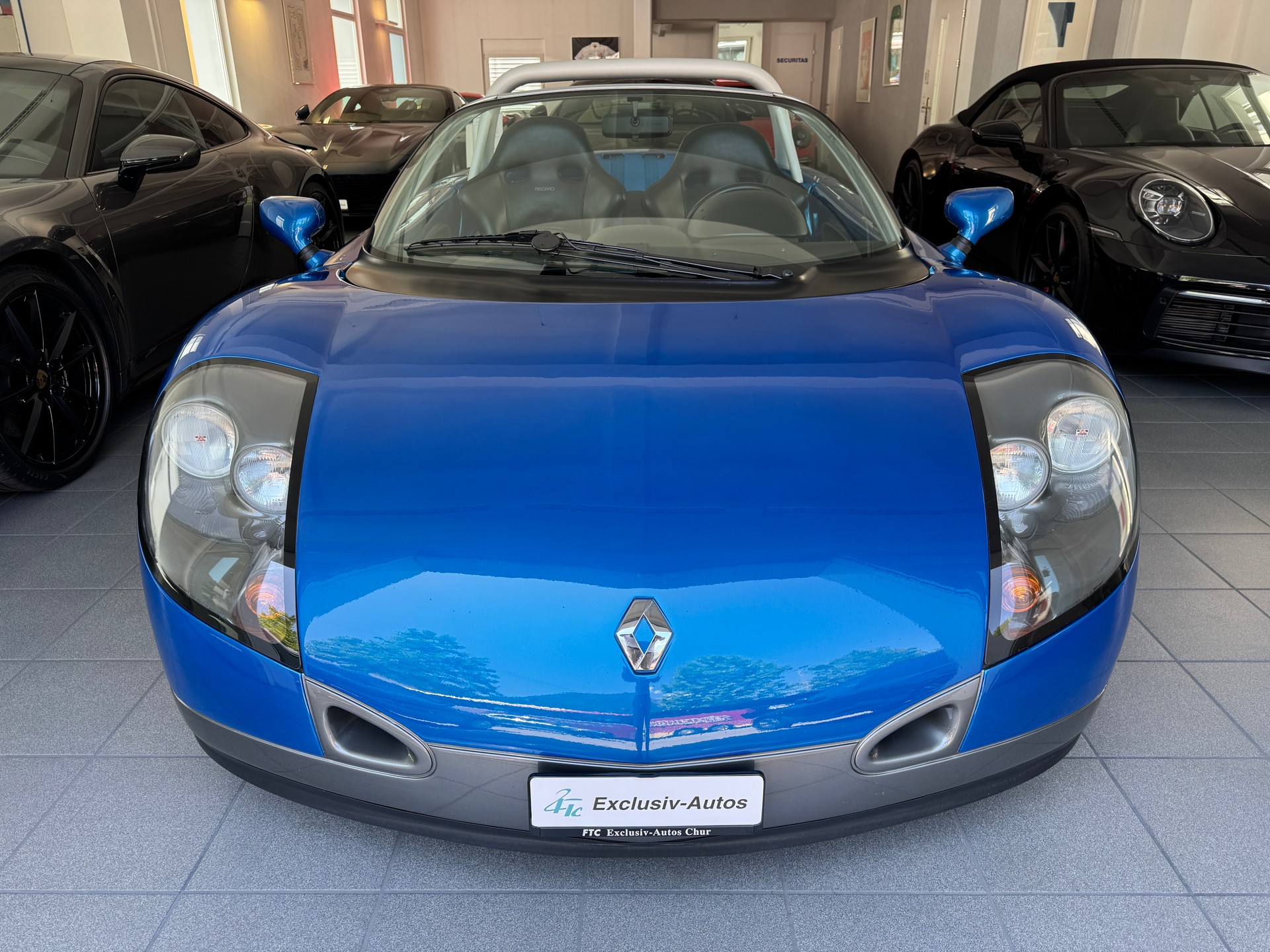 RENAULT Spider 2.0 16V pare-brise-image-1