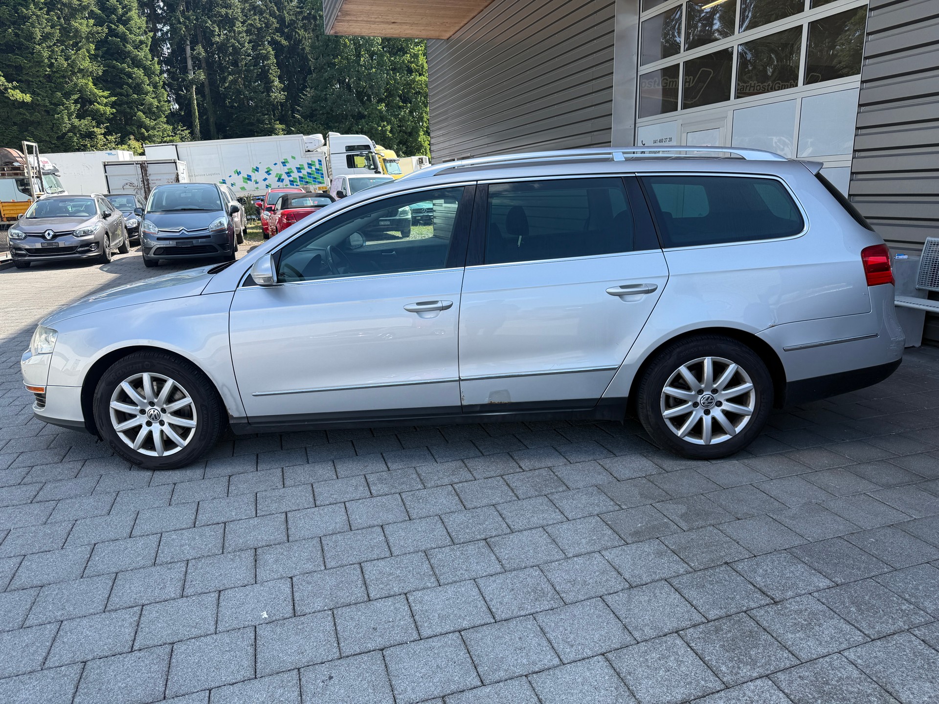 VW Passat Variant 1.9 TDI BlueMotion-image-3