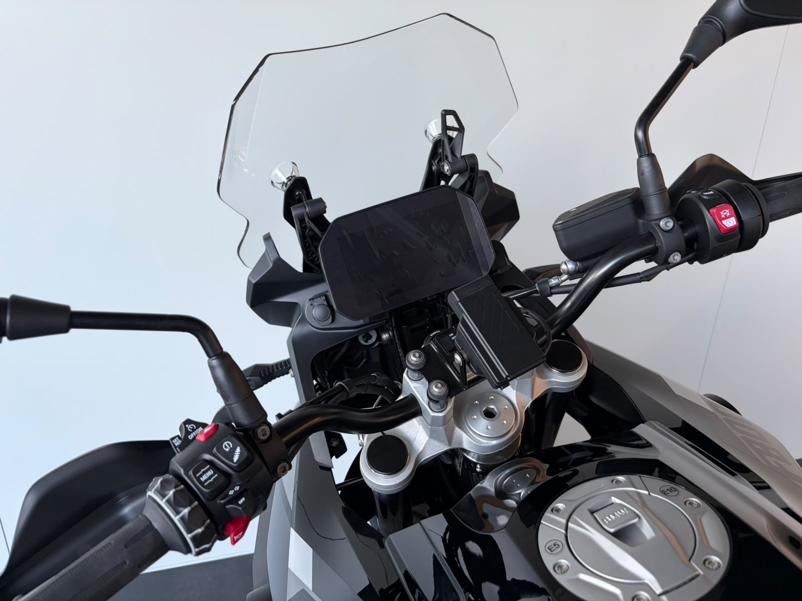 BMW F 800 GS (35kW) - mit 2.94%-Leasing ab 147.-/Monat möglich*-image-8