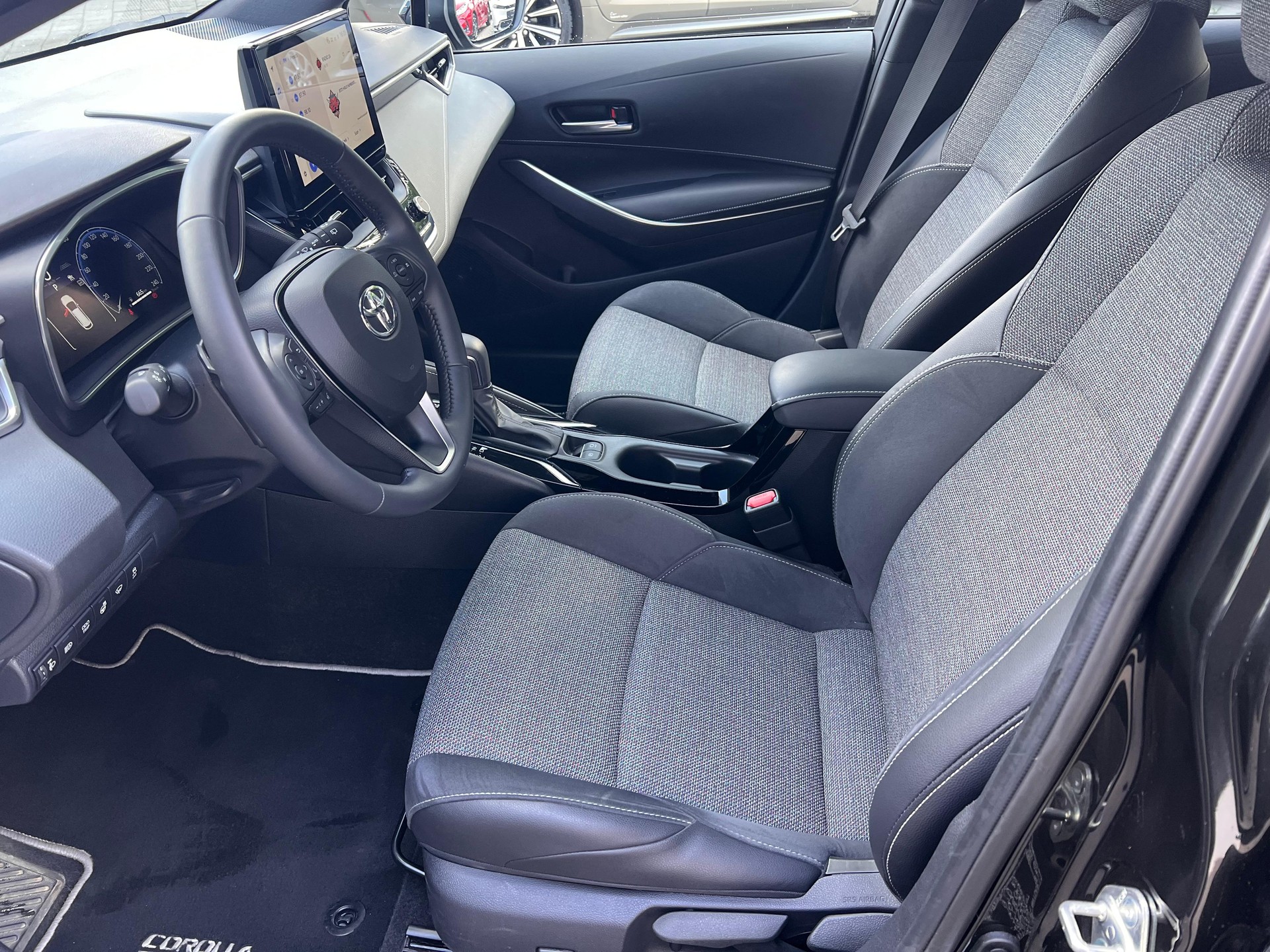 TOYOTA Corolla Touring Sports 2.0 HSD Trend-image-8