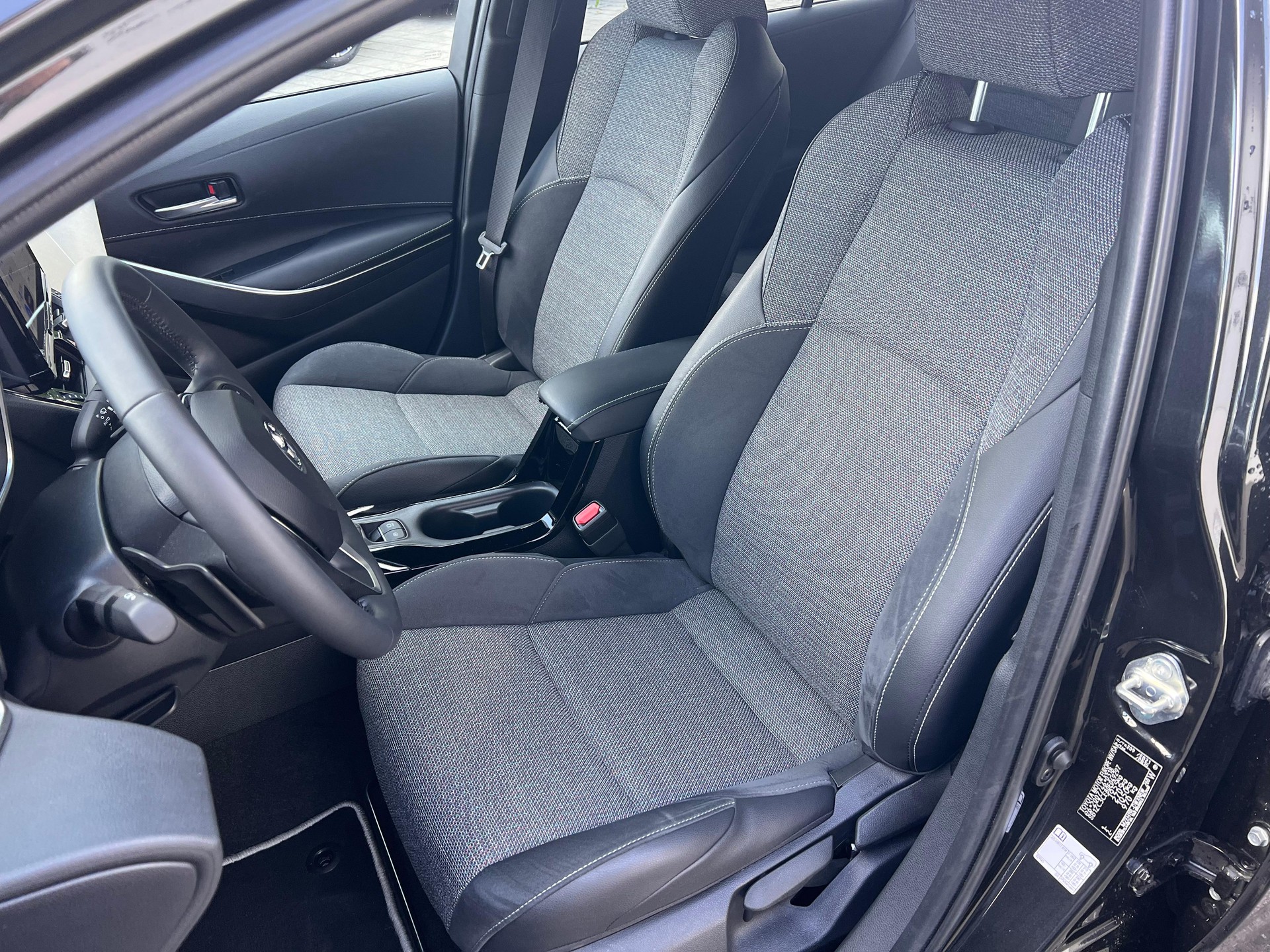TOYOTA Corolla Touring Sports 2.0 HSD Trend-image-9