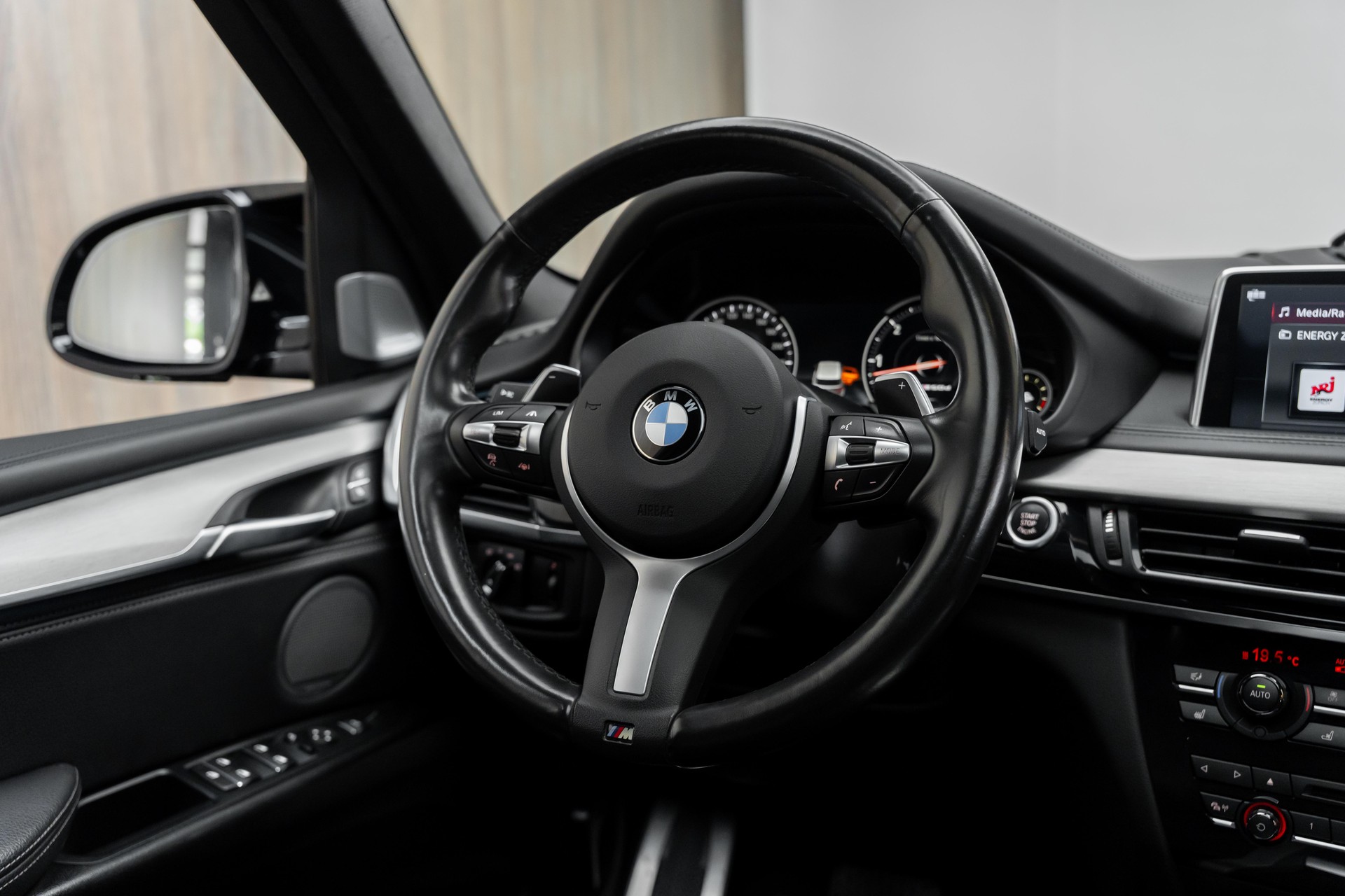 BMW X5 xDrive M50d Pure M Sport Plus Steptronic | All Black-image-21