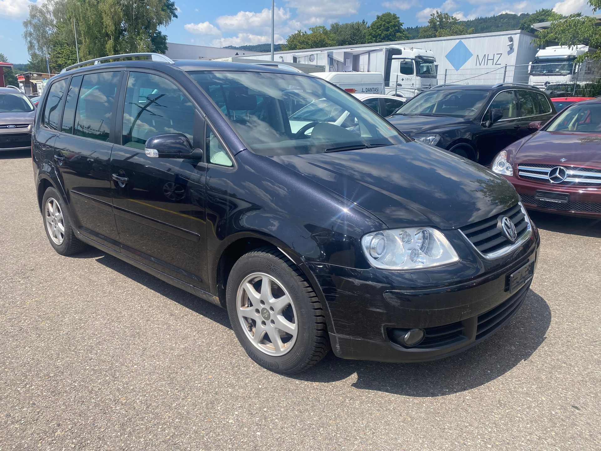 VW Touran 2.0 TDI Trendline-image-2