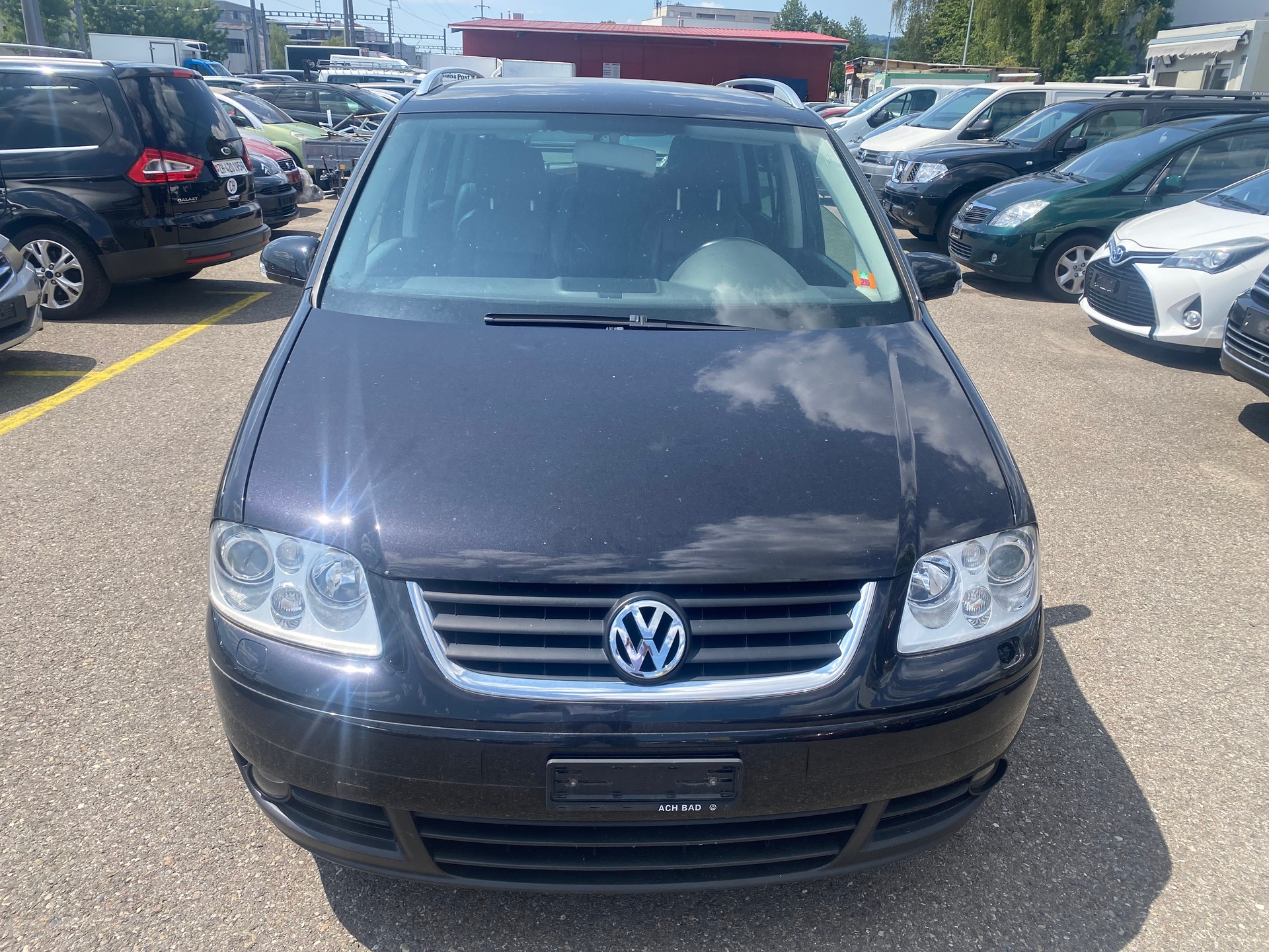 VW Touran 2.0 TDI Trendline-image-0
