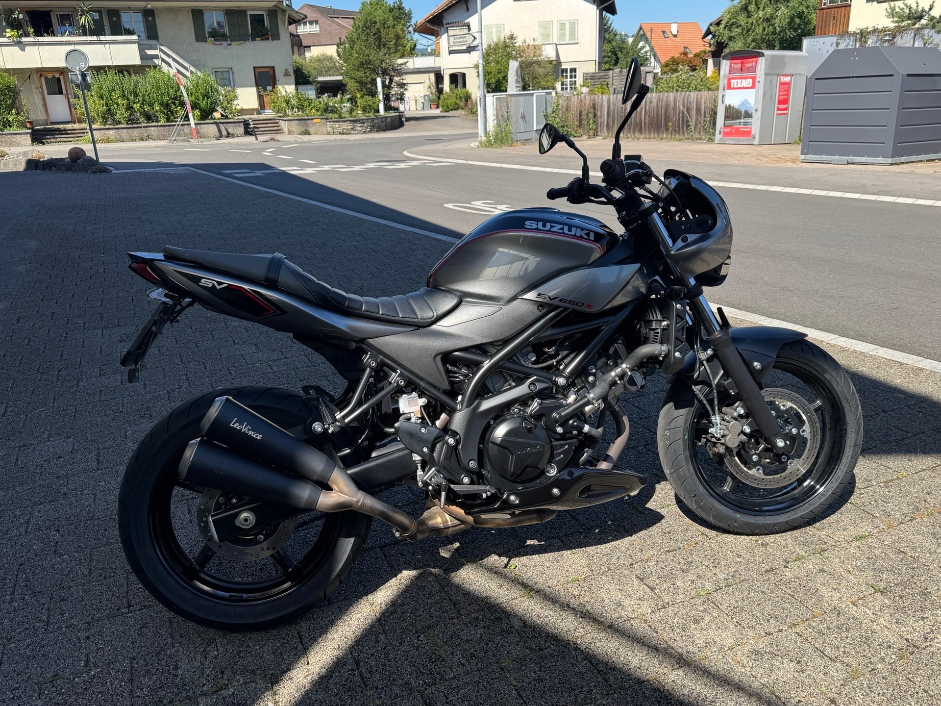 SUZUKI SV 650 XA ABS L8-image-2
