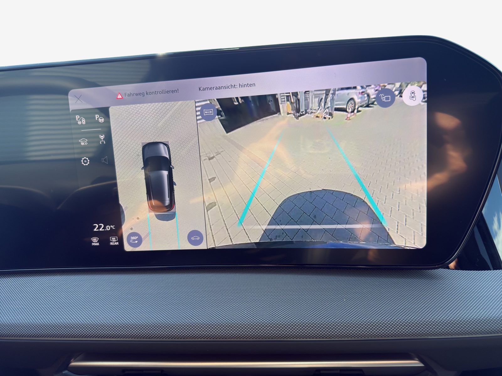 AUDI Q4 e-tron SUV quattro performance-image-14
