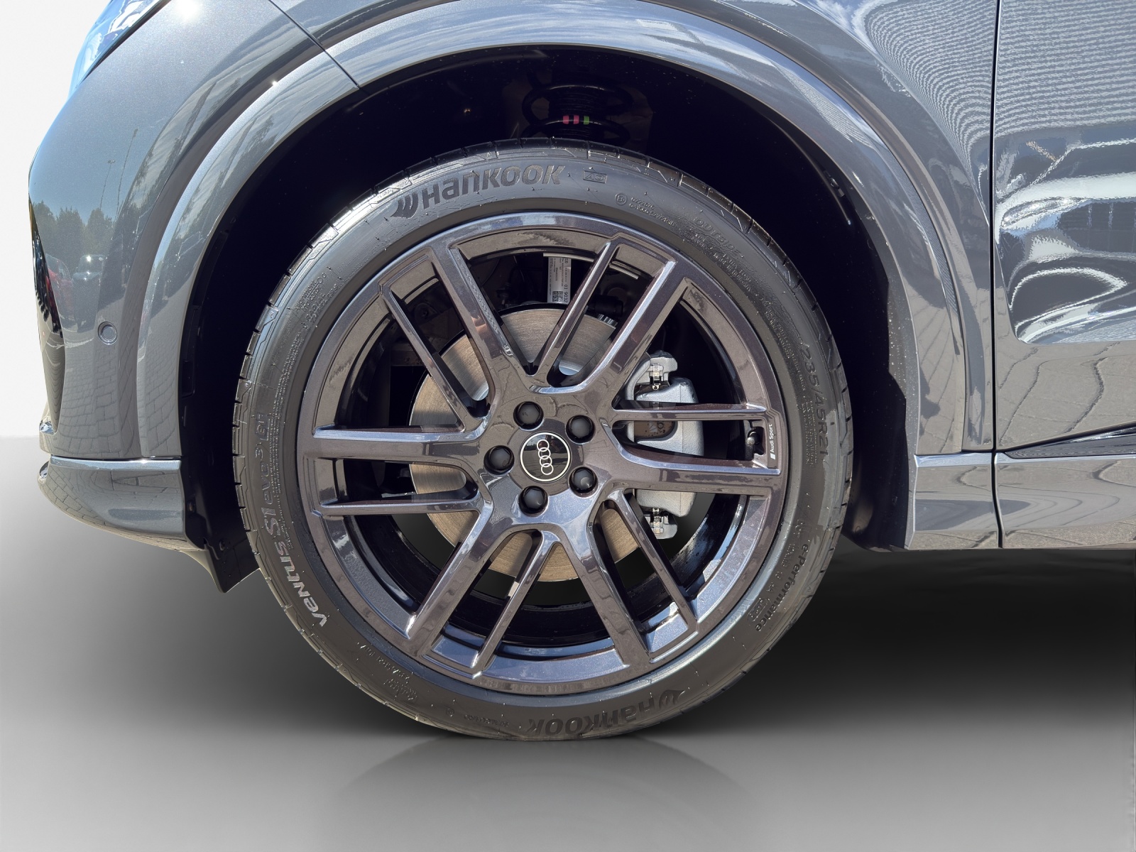 AUDI Q4 e-tron SUV quattro performance-image-13