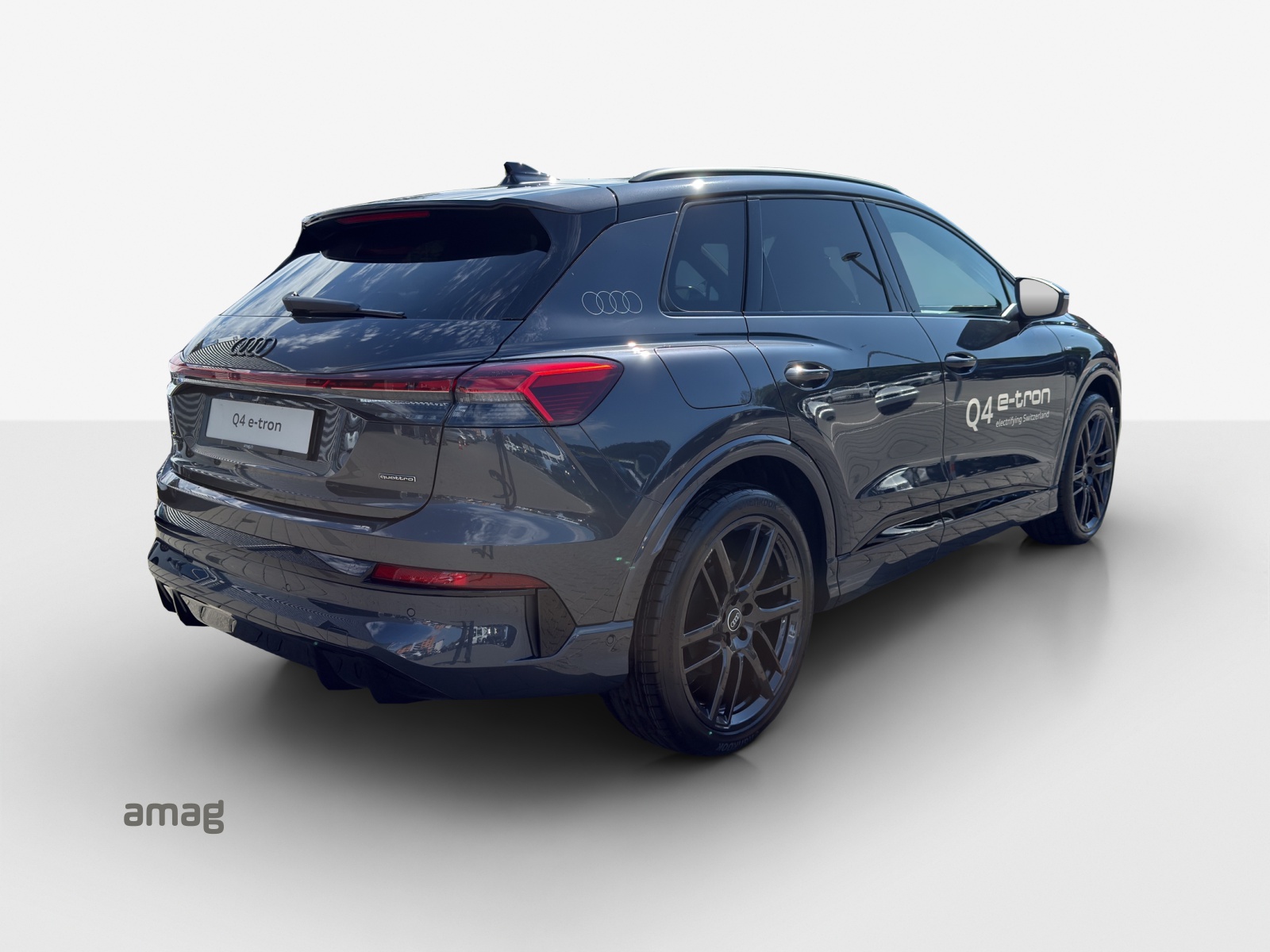 AUDI Q4 e-tron SUV quattro performance-image-4