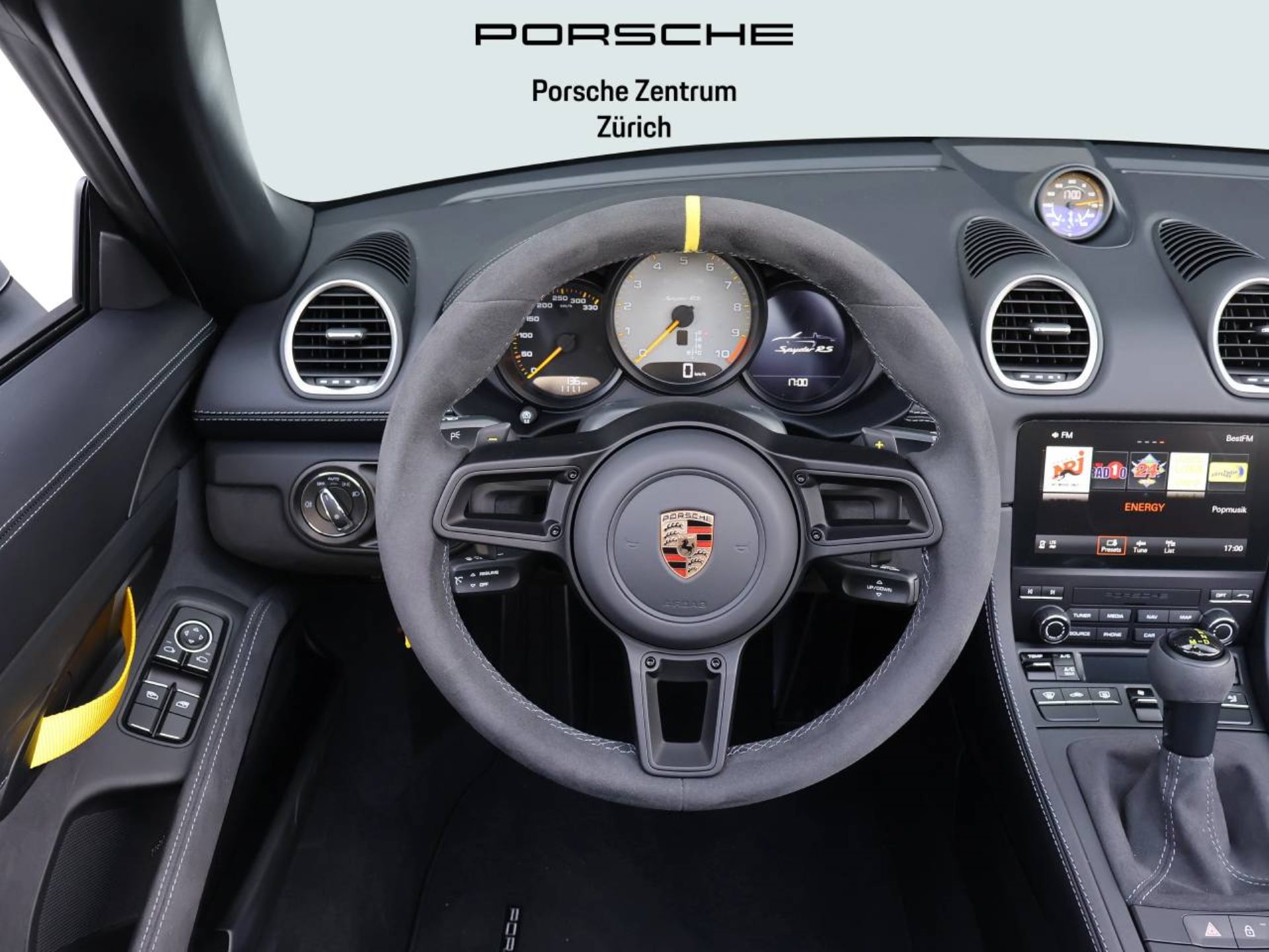 PORSCHE 718 Spyder RS-image-10