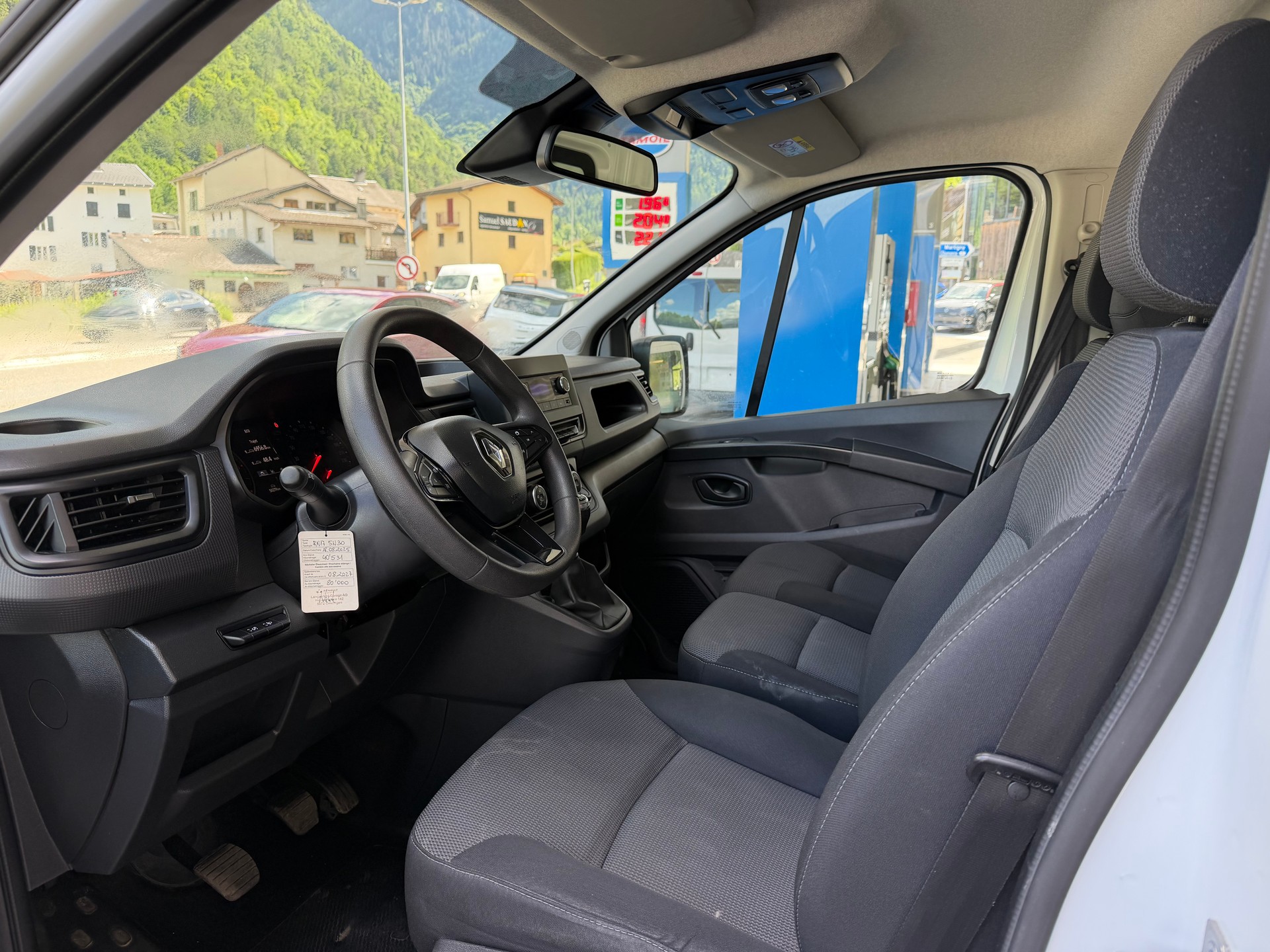 RENAULT Trafic 2.0 Blue dCi 130 Access L1H1 EN-image-5