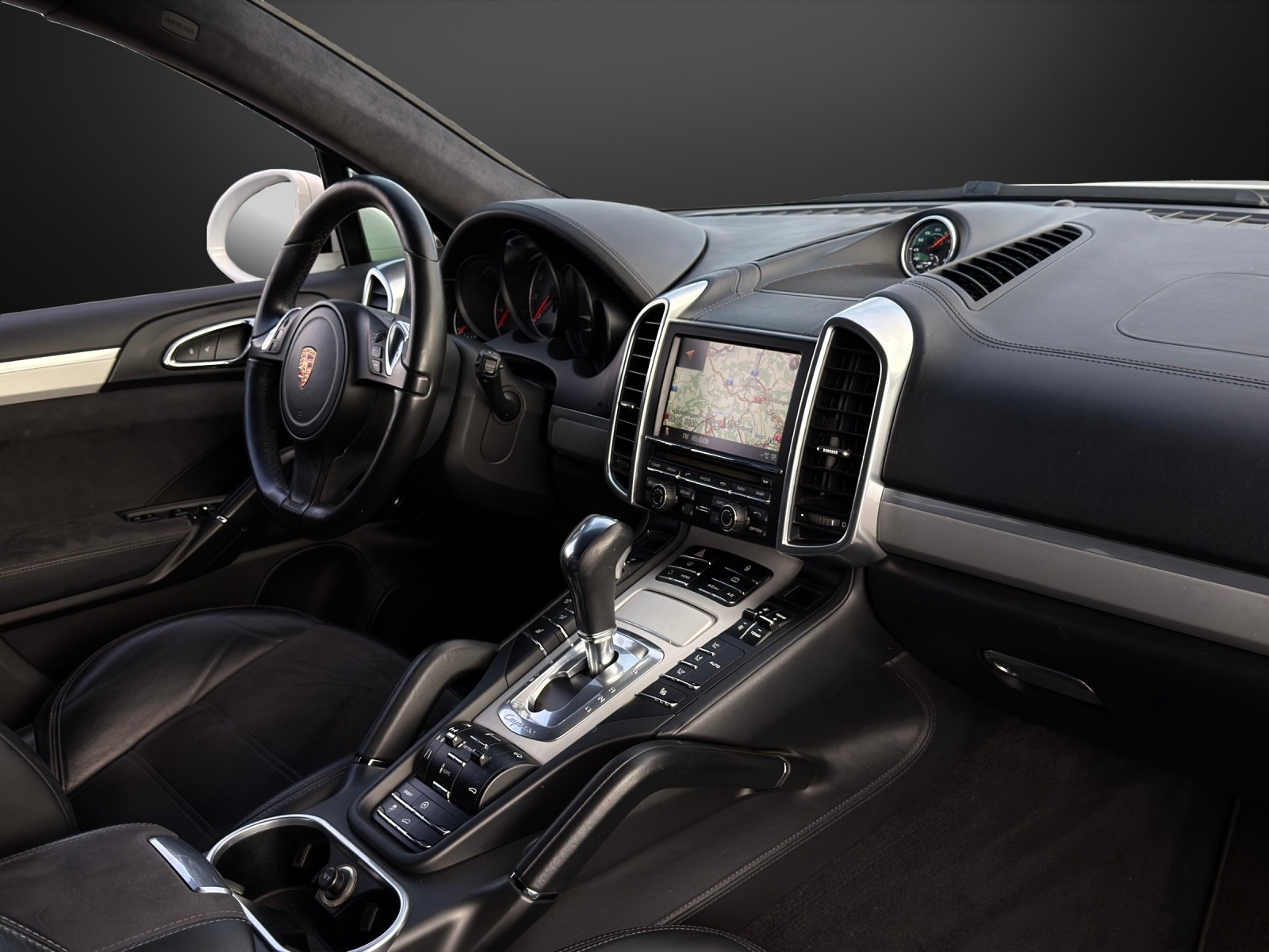 PORSCHE Cayenne 4.8 V8 GTS mit 420 PS-image-9