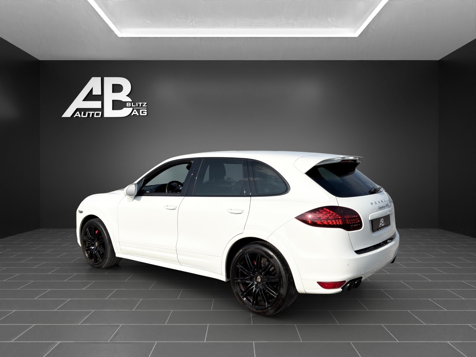 PORSCHE Cayenne 4.8 V8 GTS mit 420 PS-image-2