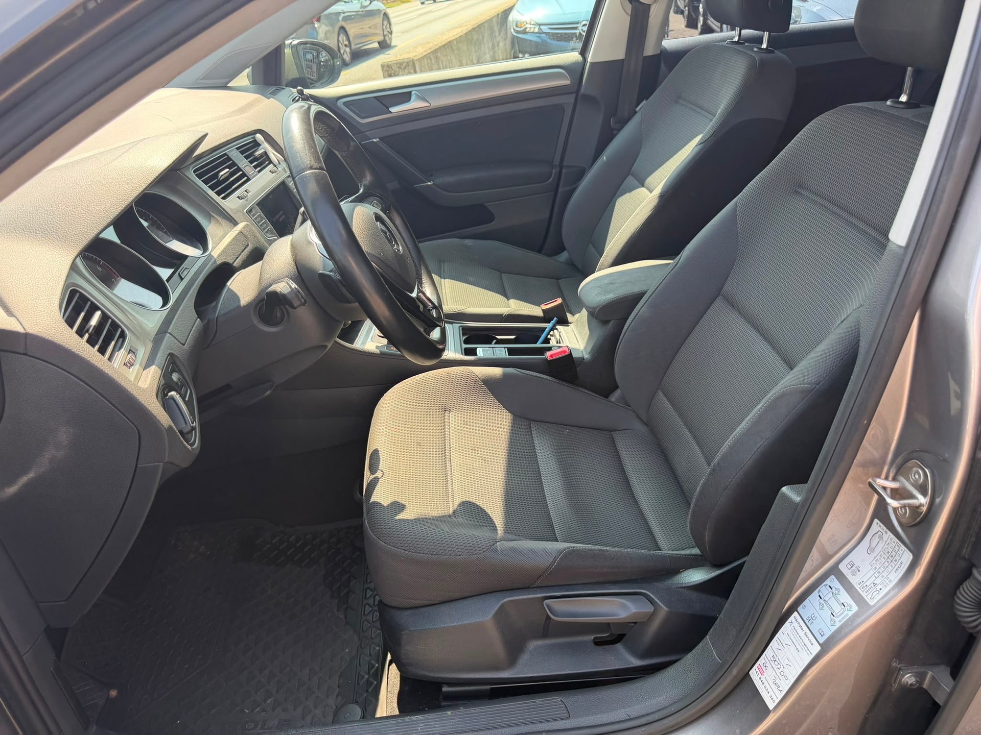 VW Golf 1.2 TSI Comfortline DSG-image-10