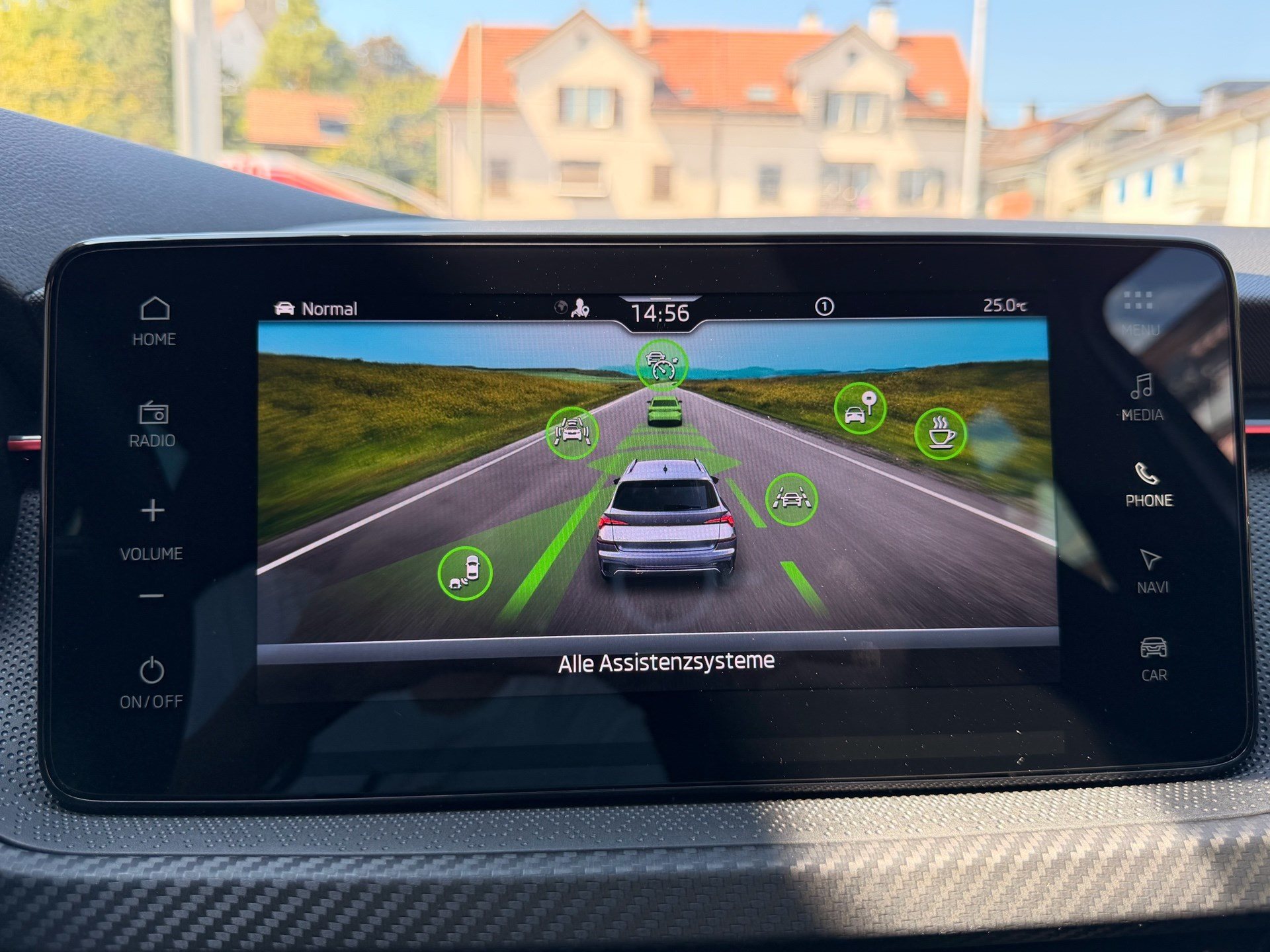 SKODA Kamiq 1.5 TSI MONTE CARLO *** 5 JAHRE SKODA WERKSGARANTIE ***-image-15