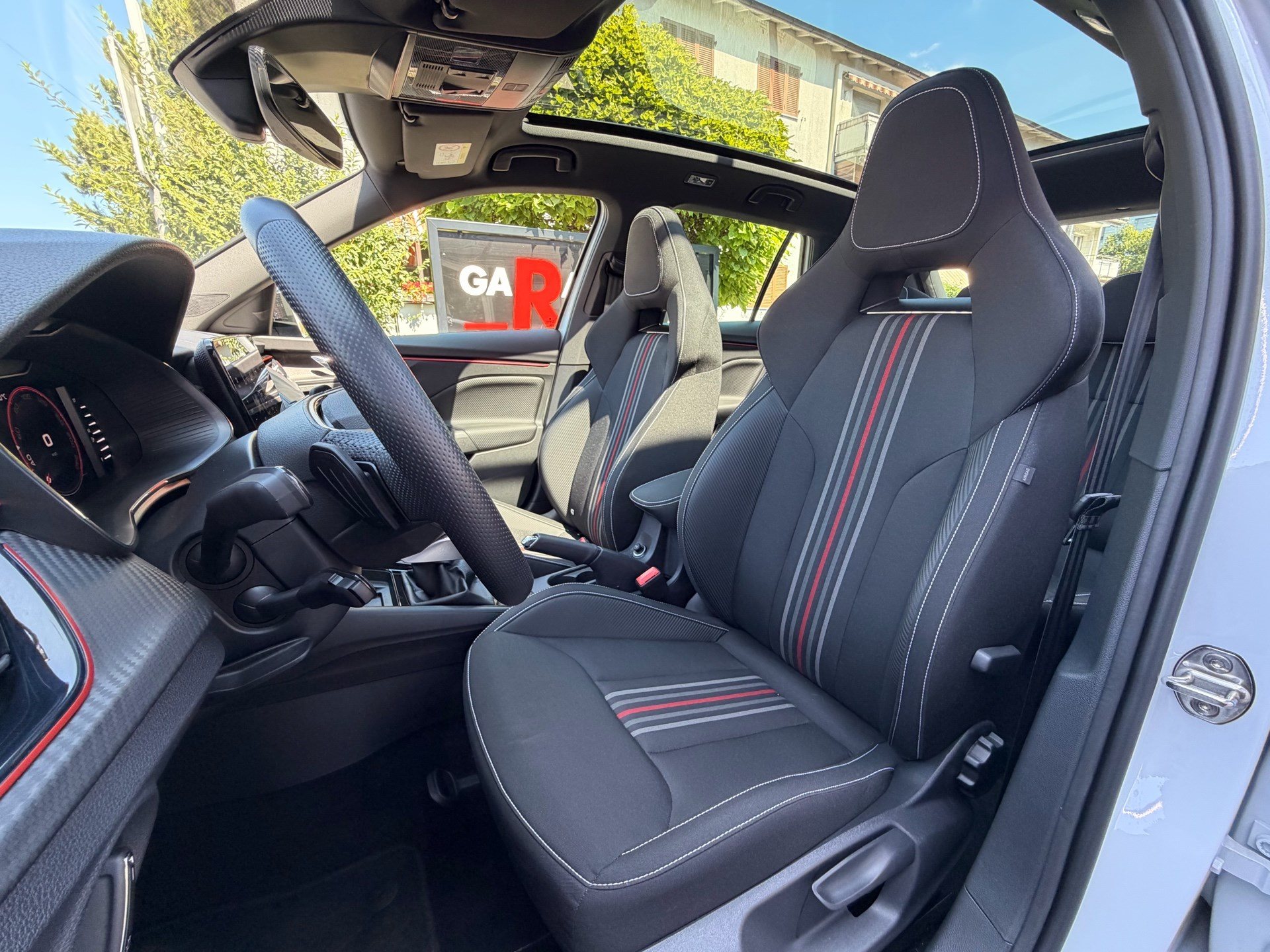SKODA Kamiq 1.5 TSI MONTE CARLO *** 5 JAHRE SKODA WERKSGARANTIE ***-image-7