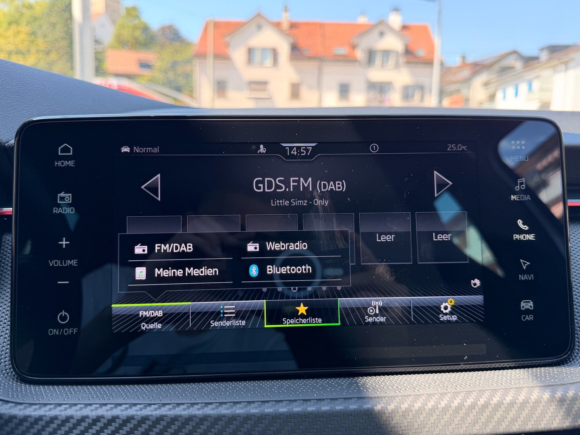 SKODA Kamiq 1.5 TSI MONTE CARLO *** 5 JAHRE SKODA WERKSGARANTIE ***-image-18
