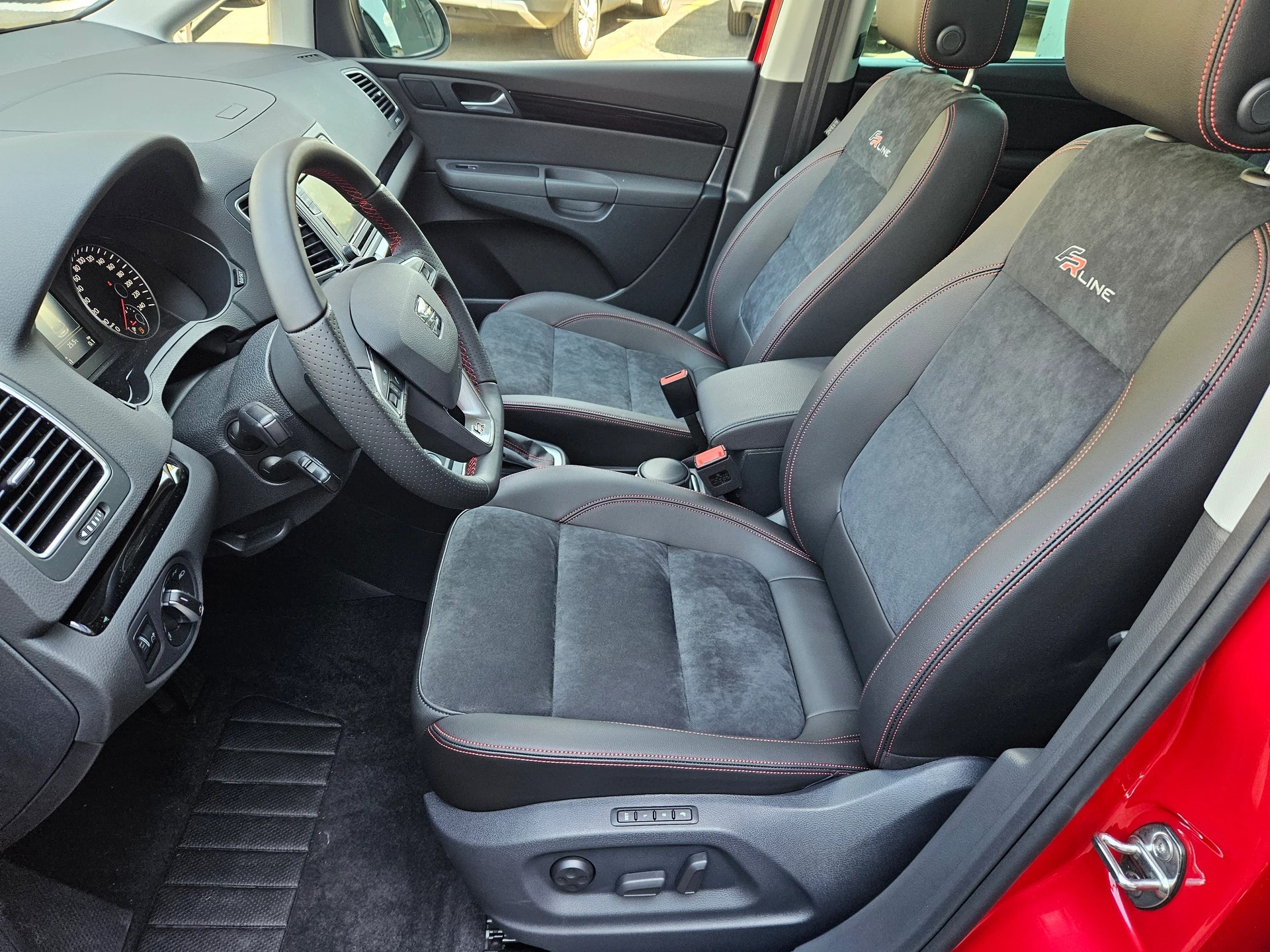 SEAT Alhambra 1.4 TSI DSG FR-Line-image-5