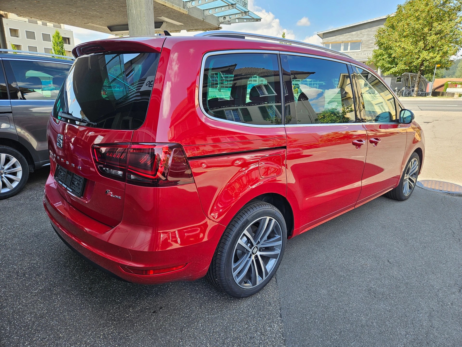 SEAT Alhambra 1.4 TSI DSG FR-Line-image-1